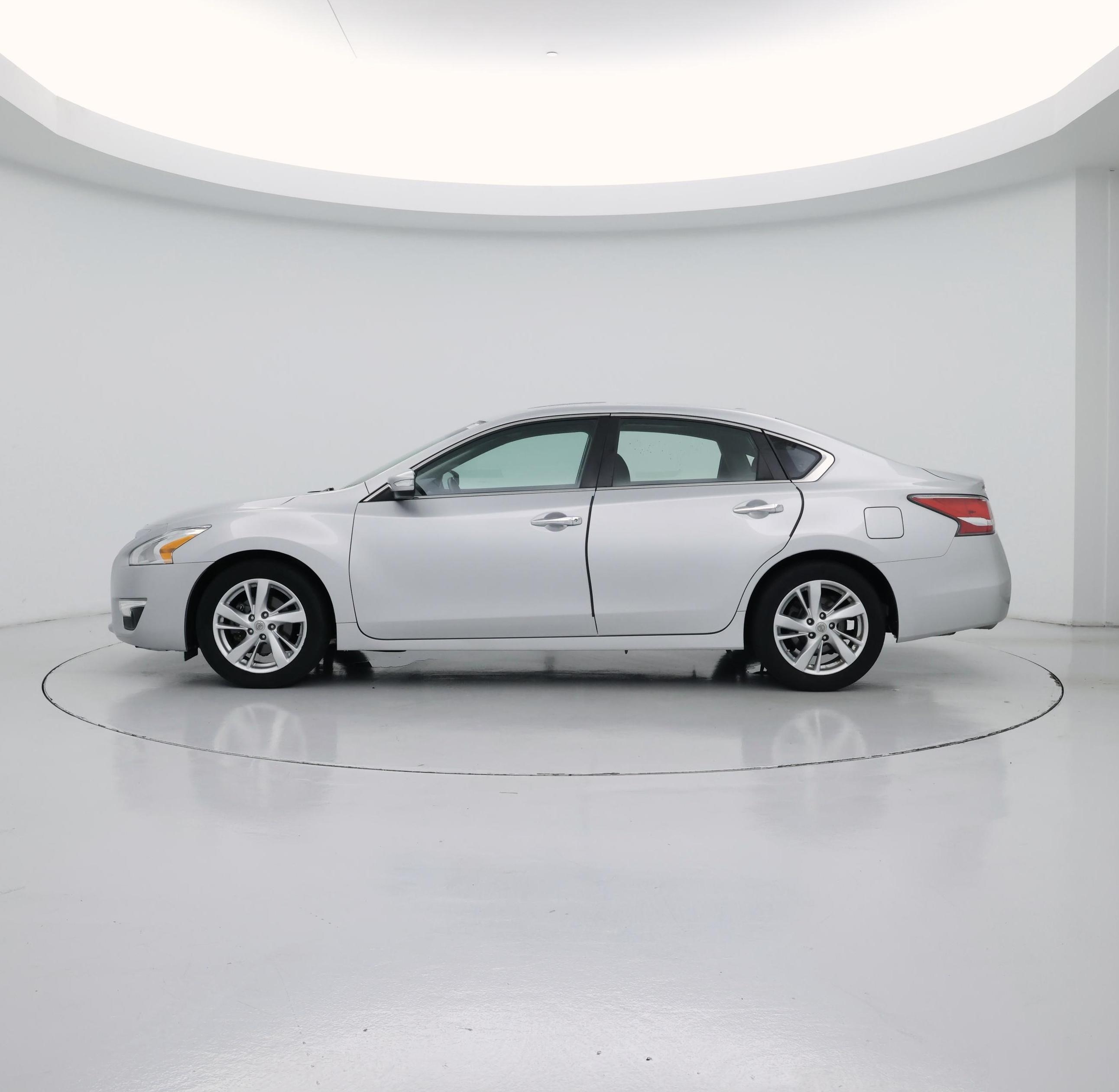 Thumbnail: 2014 Nissan Altima - 3