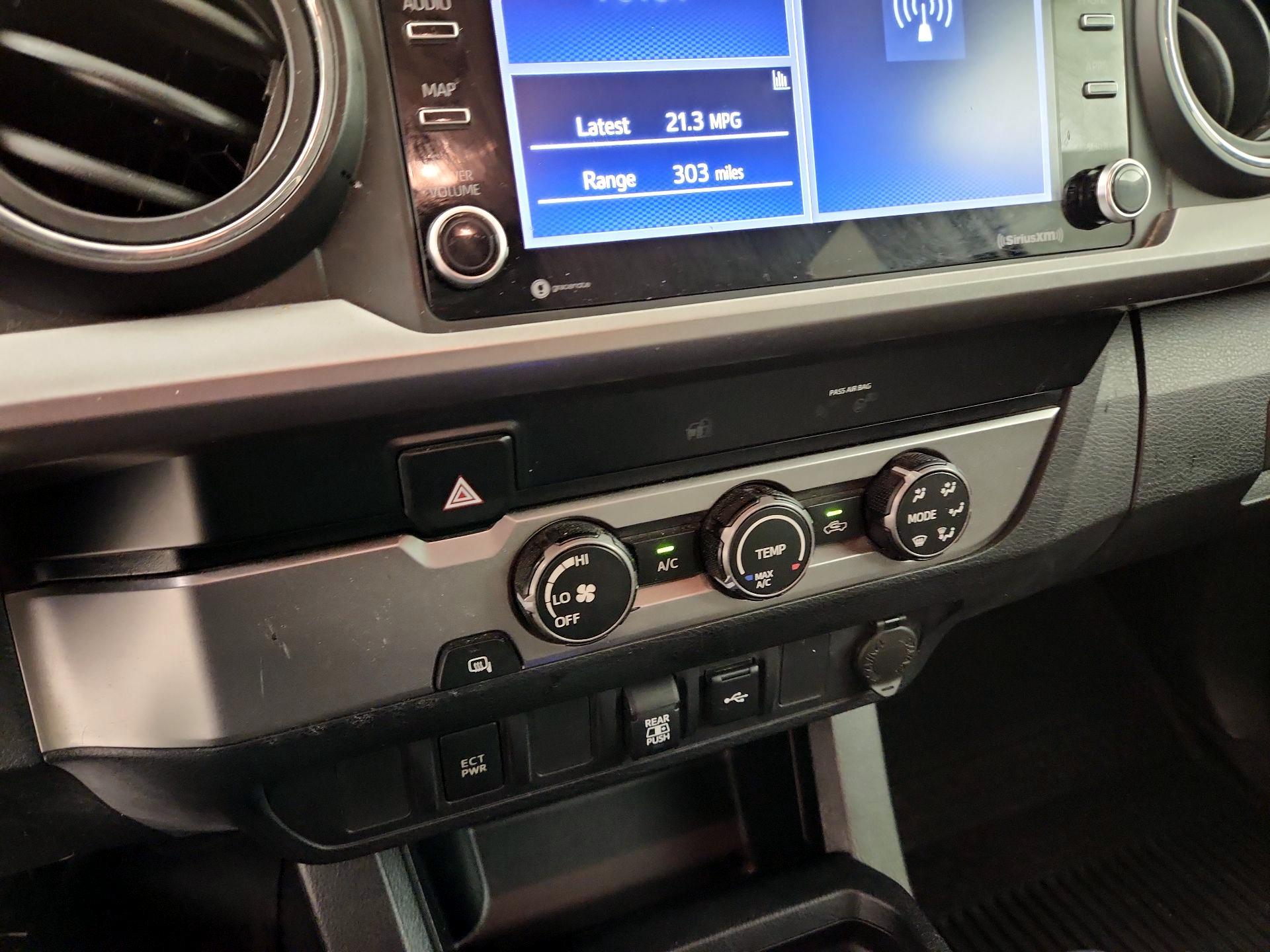 Thumbnail: 2020 Toyota Tacoma - 16