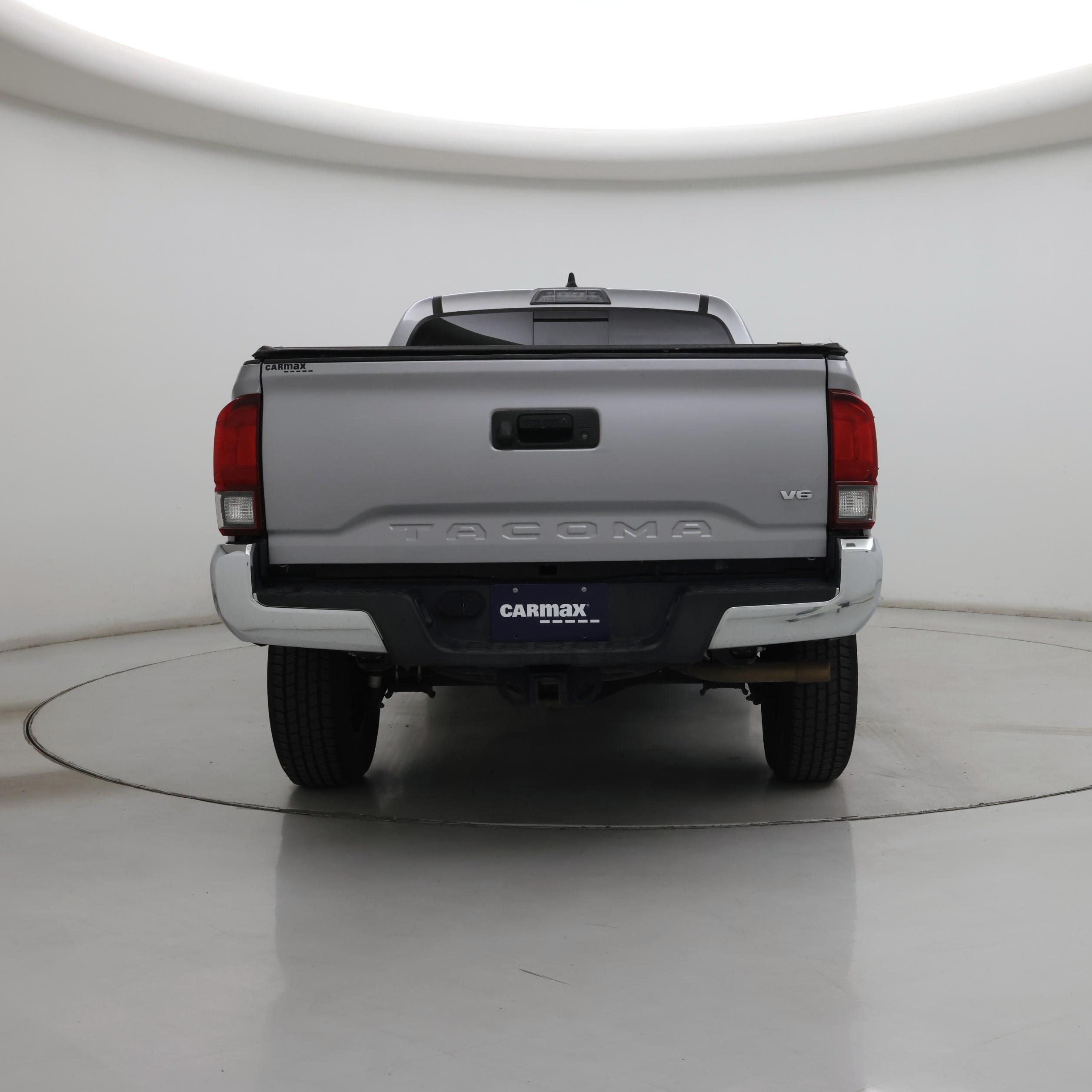 Thumbnail: 2020 Toyota Tacoma - 6