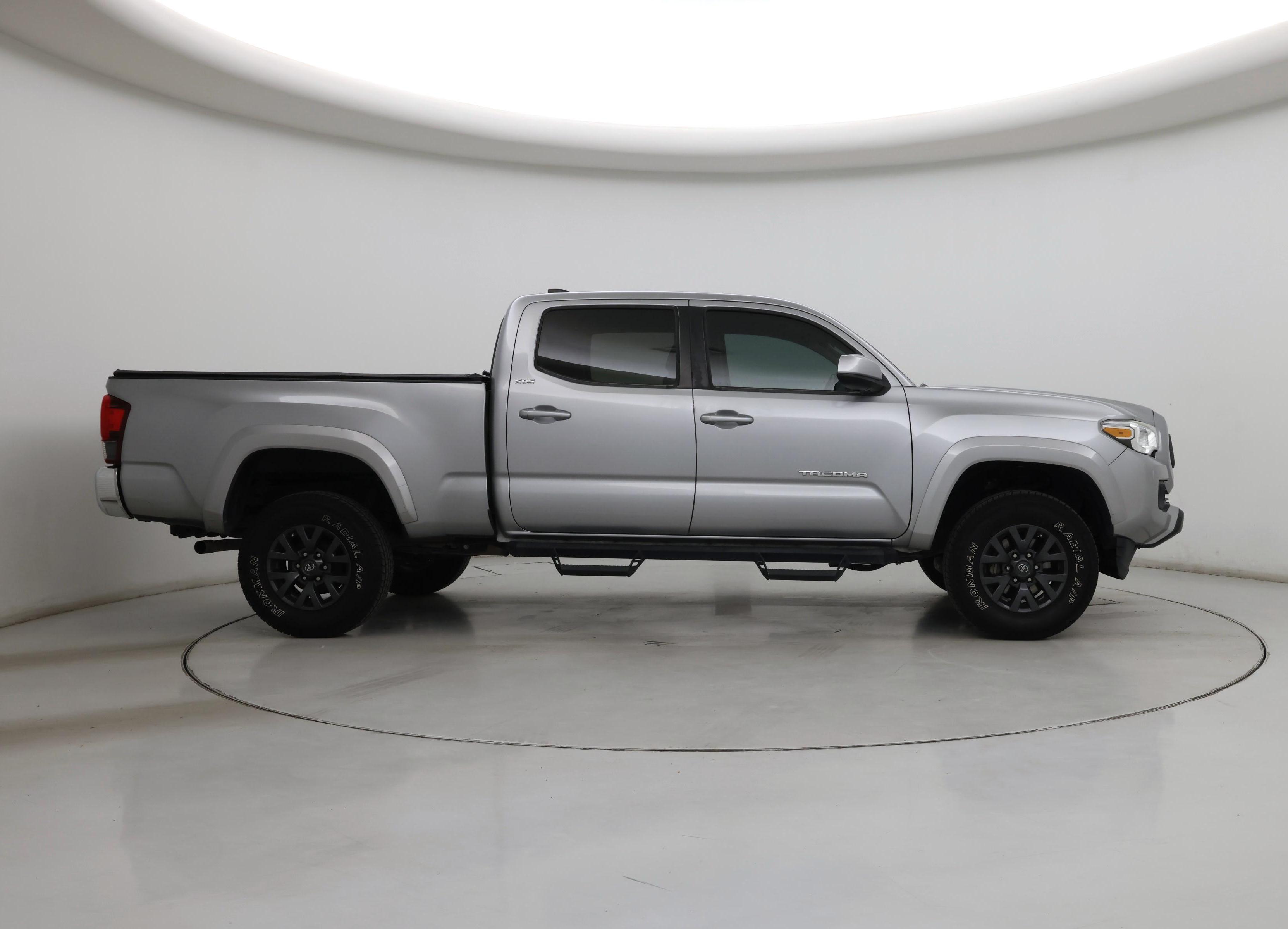 Thumbnail: 2020 Toyota Tacoma - 7