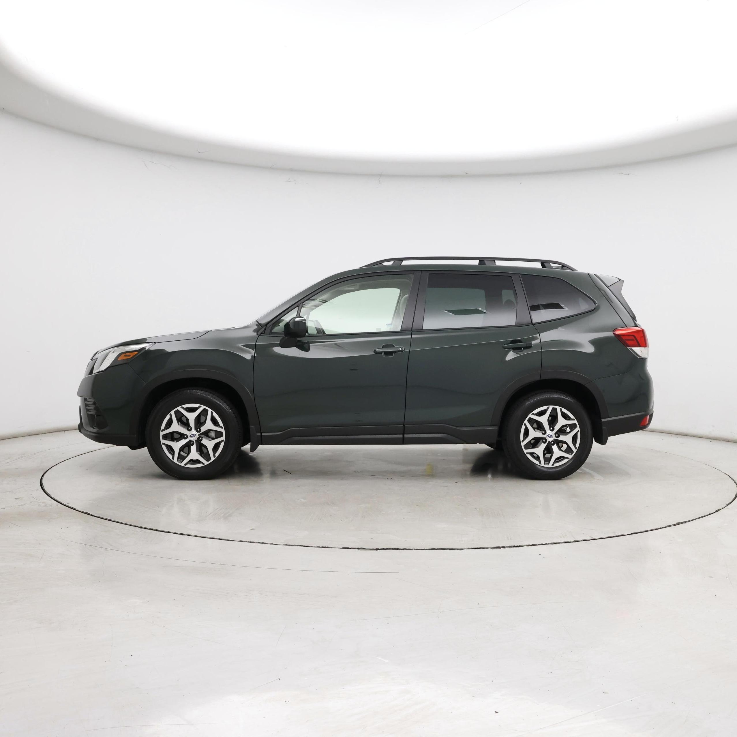 Thumbnail: 2023 Subaru Forester - 3