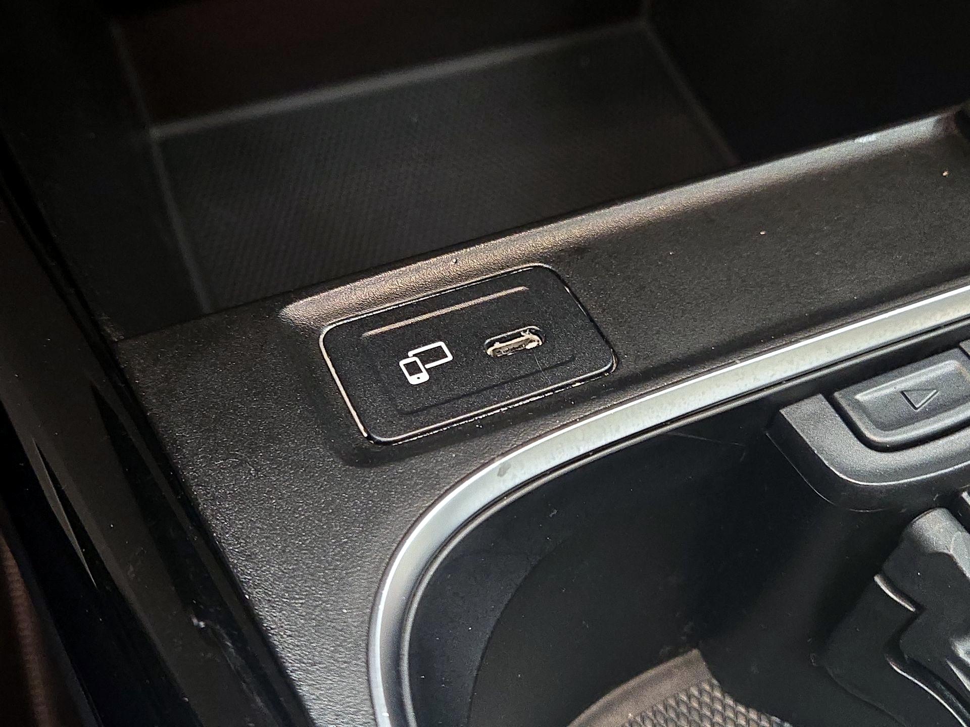 Thumbnail: 2021 Mercedes-Benz CLA - 18