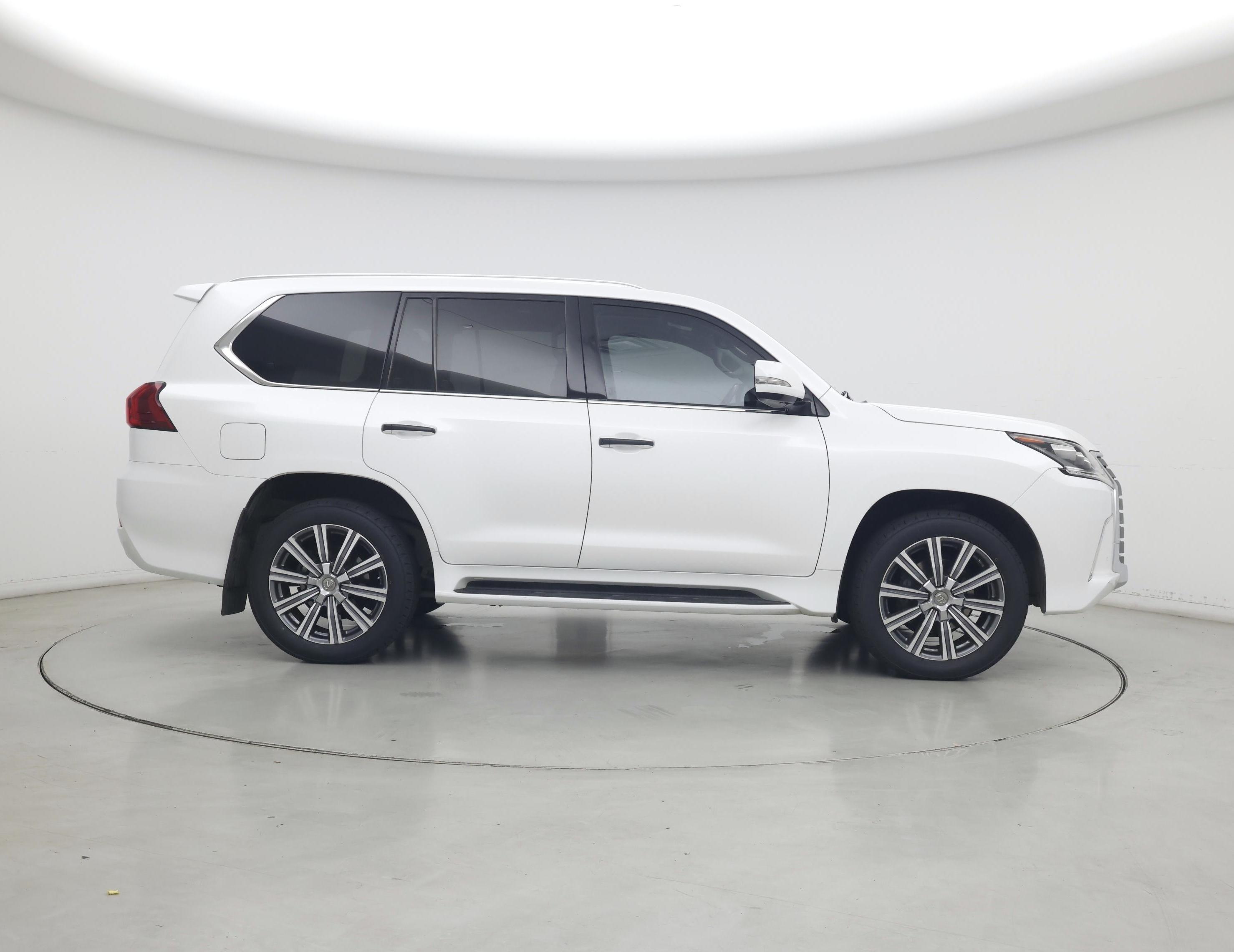 Thumbnail: 2016 Lexus LX - 7