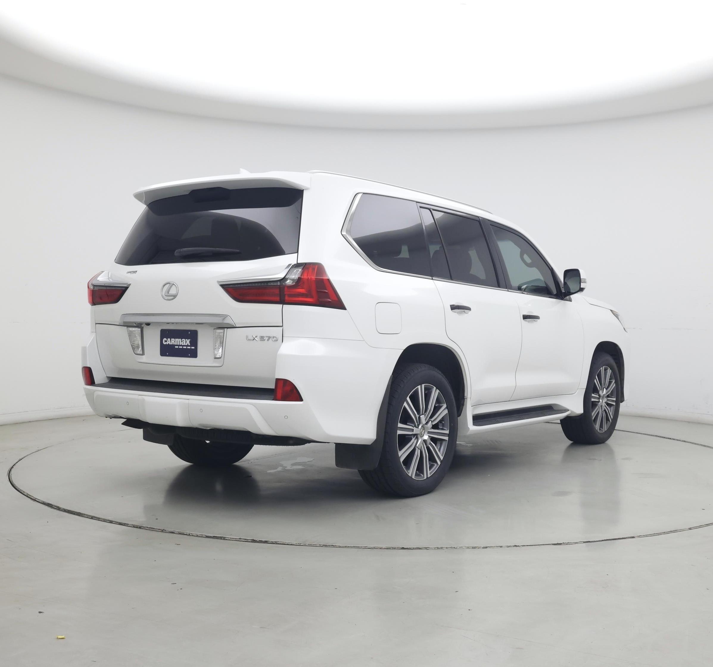 Thumbnail: 2016 Lexus LX - 8