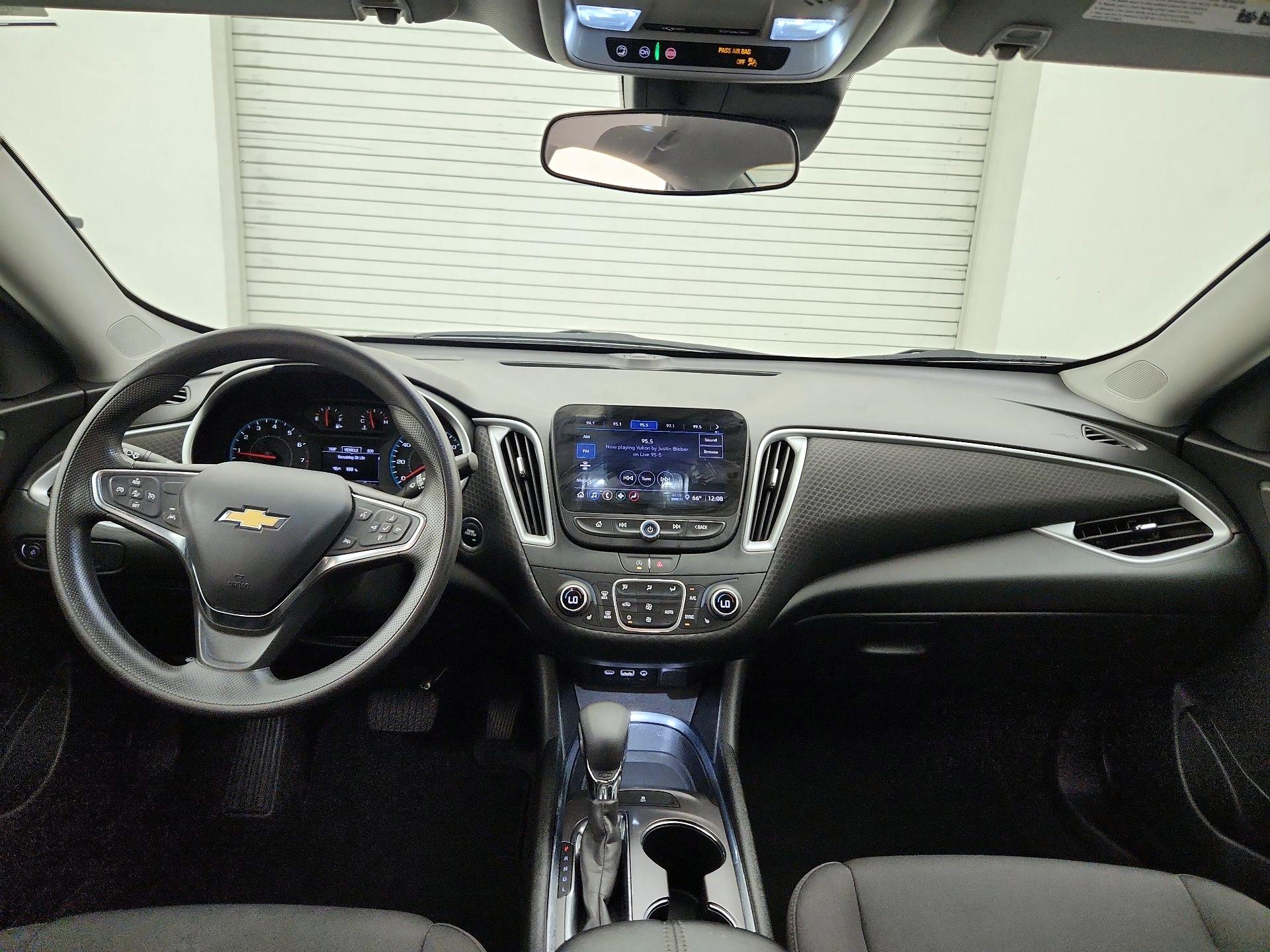 White 2023 Chevrolet Malibu Sedan Front-Wheel Drive Automatic