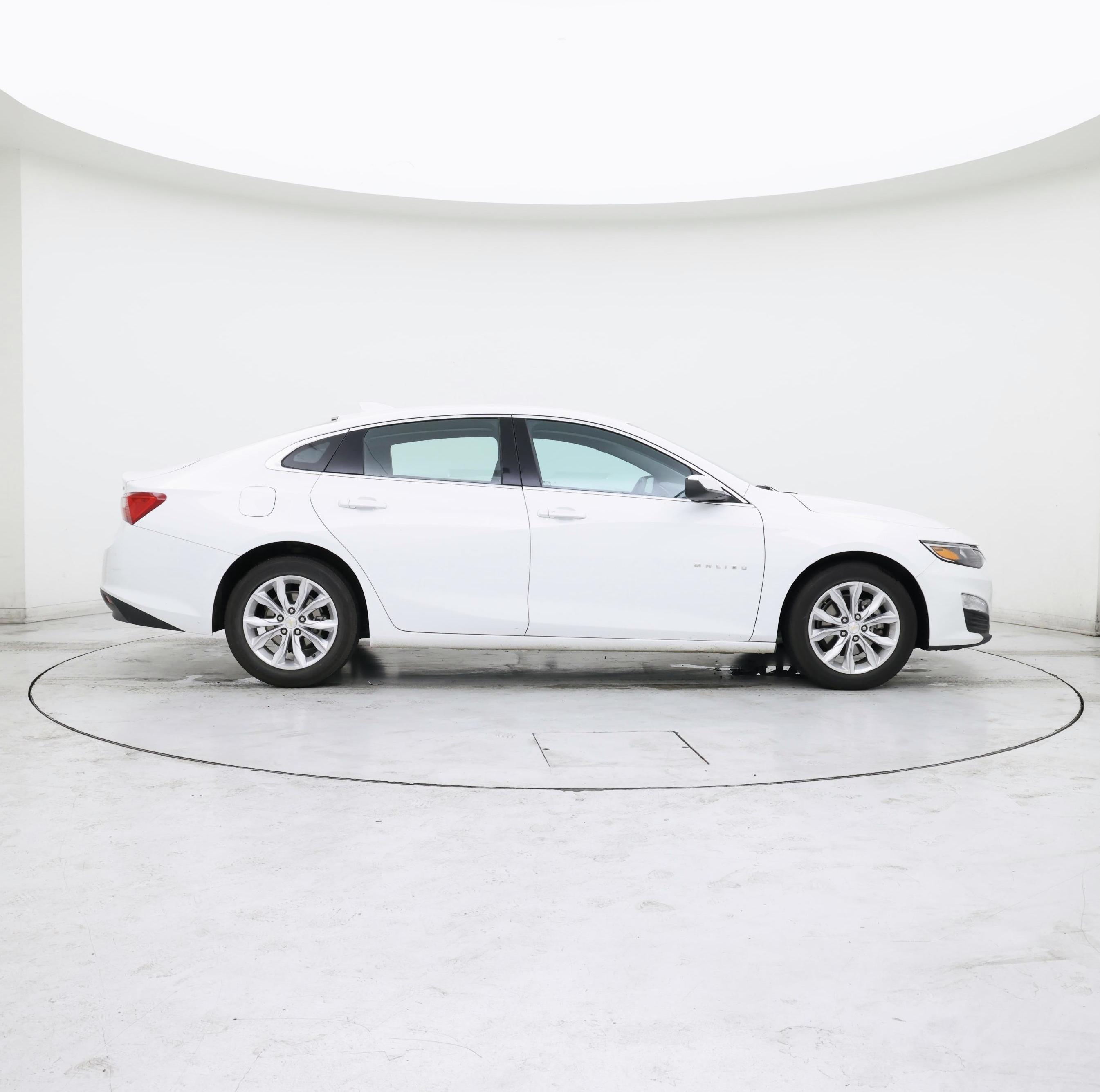 Thumbnail: 2023 Chevrolet Malibu - 7