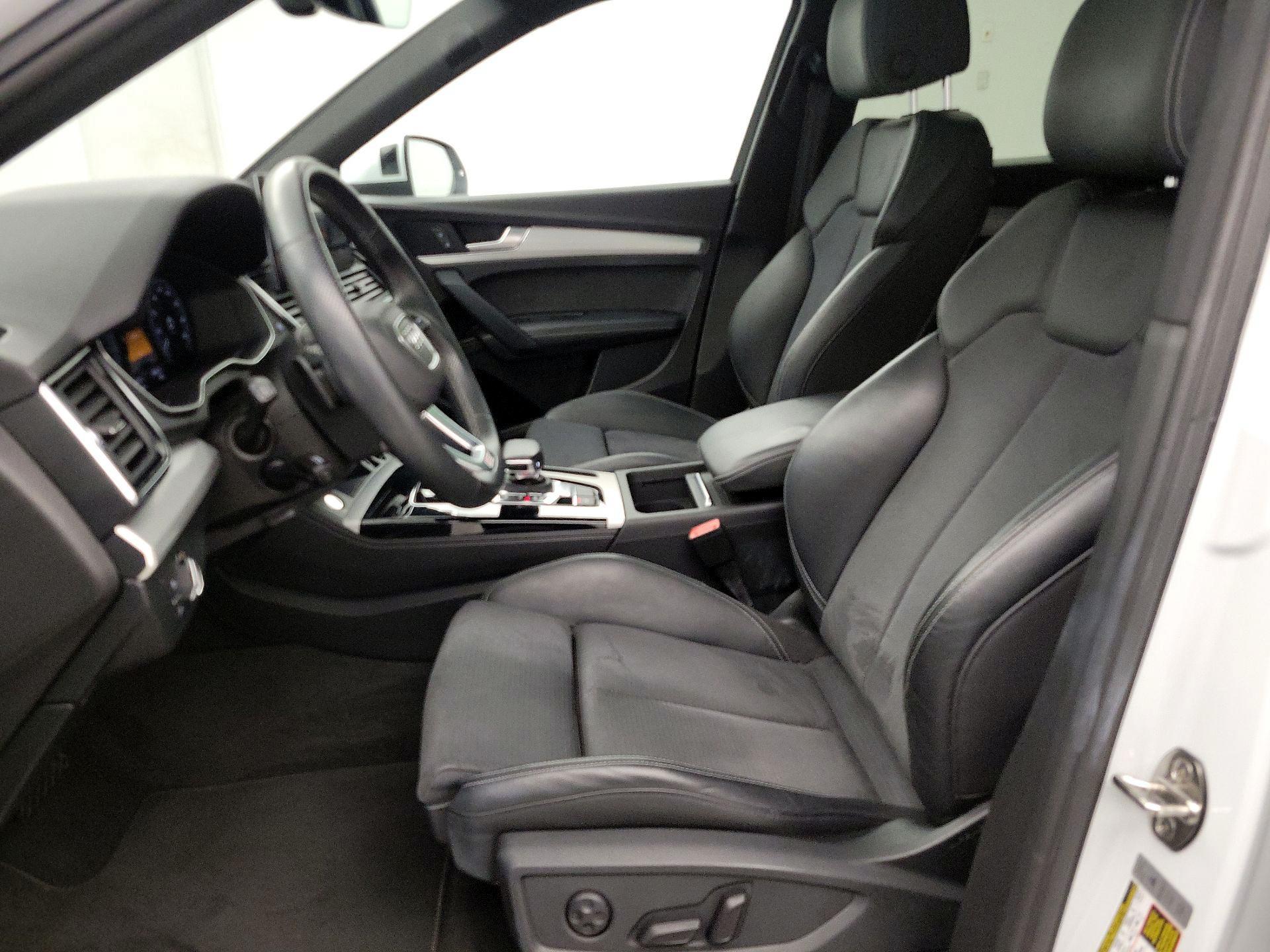 Thumbnail: 2021 Audi Q5 - 11