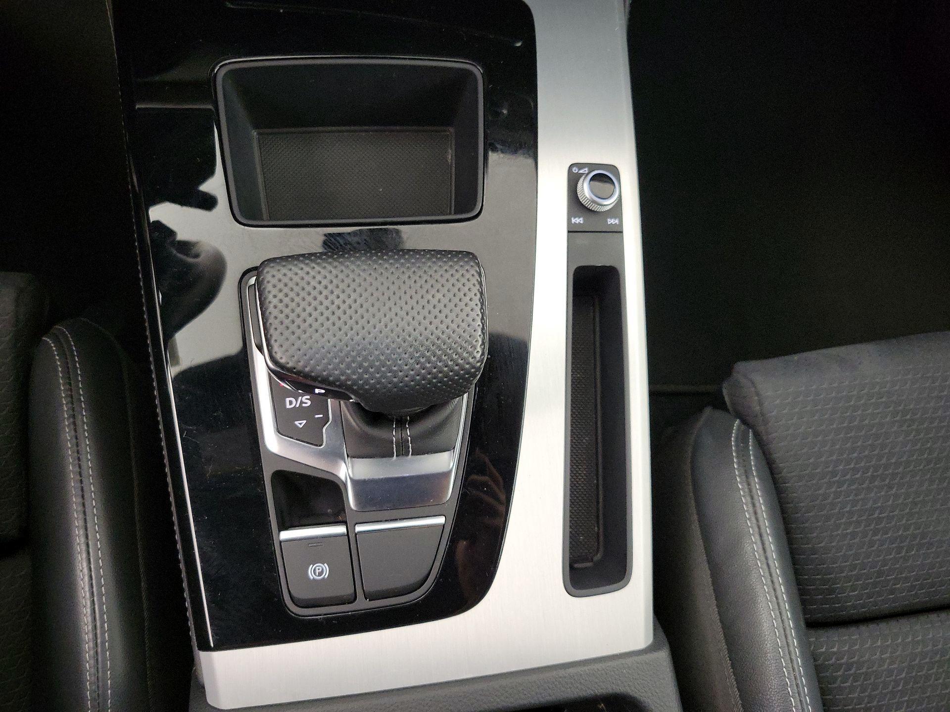 Thumbnail: 2021 Audi Q5 - 17