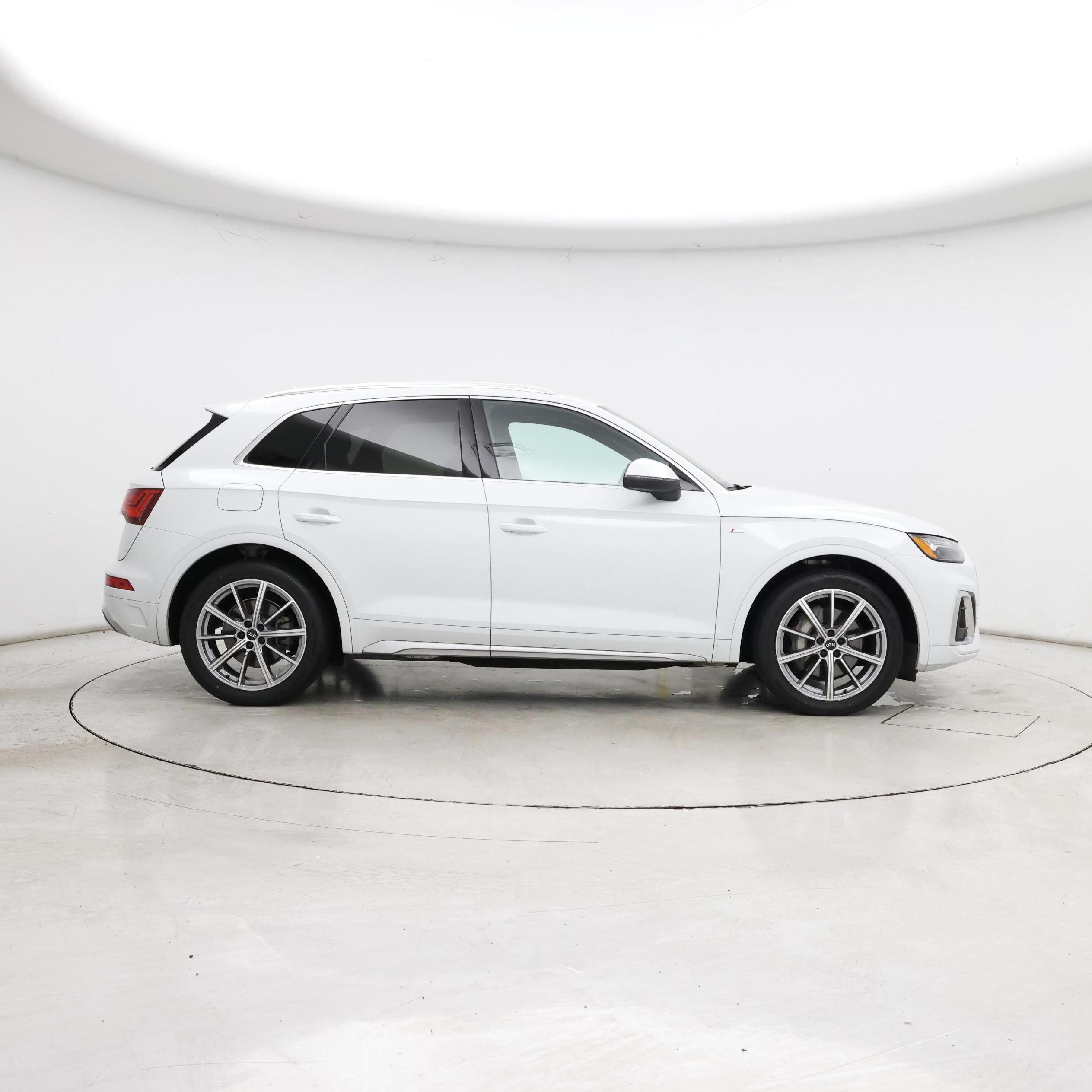 Thumbnail: 2021 Audi Q5 - 7