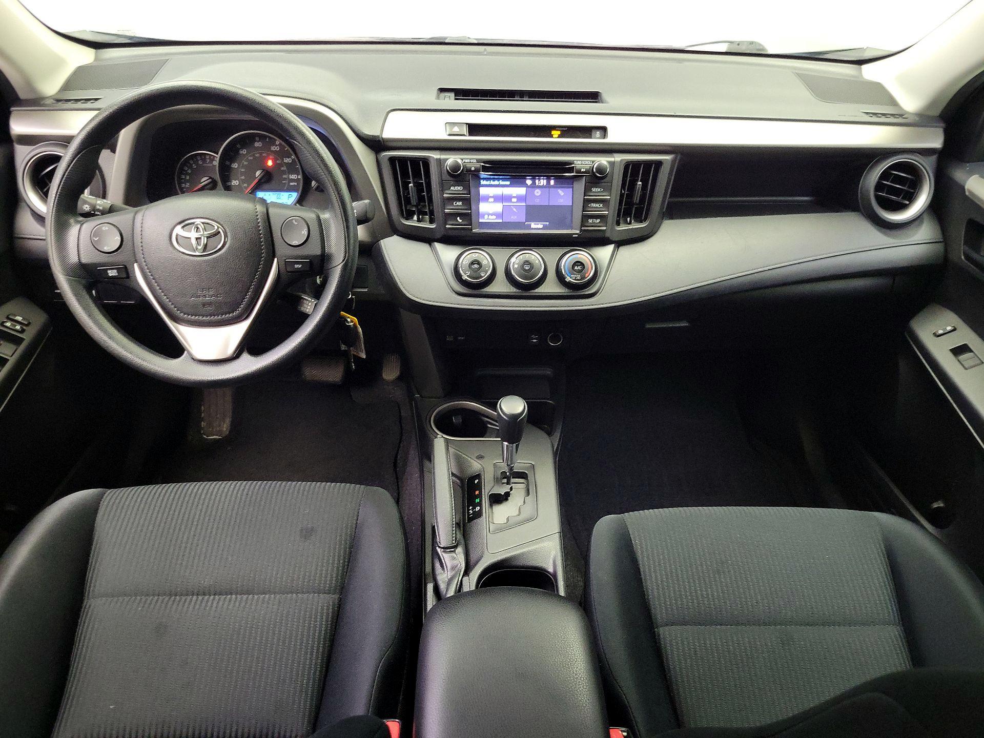 Thumbnail: 2016 Toyota RAV4 - 9