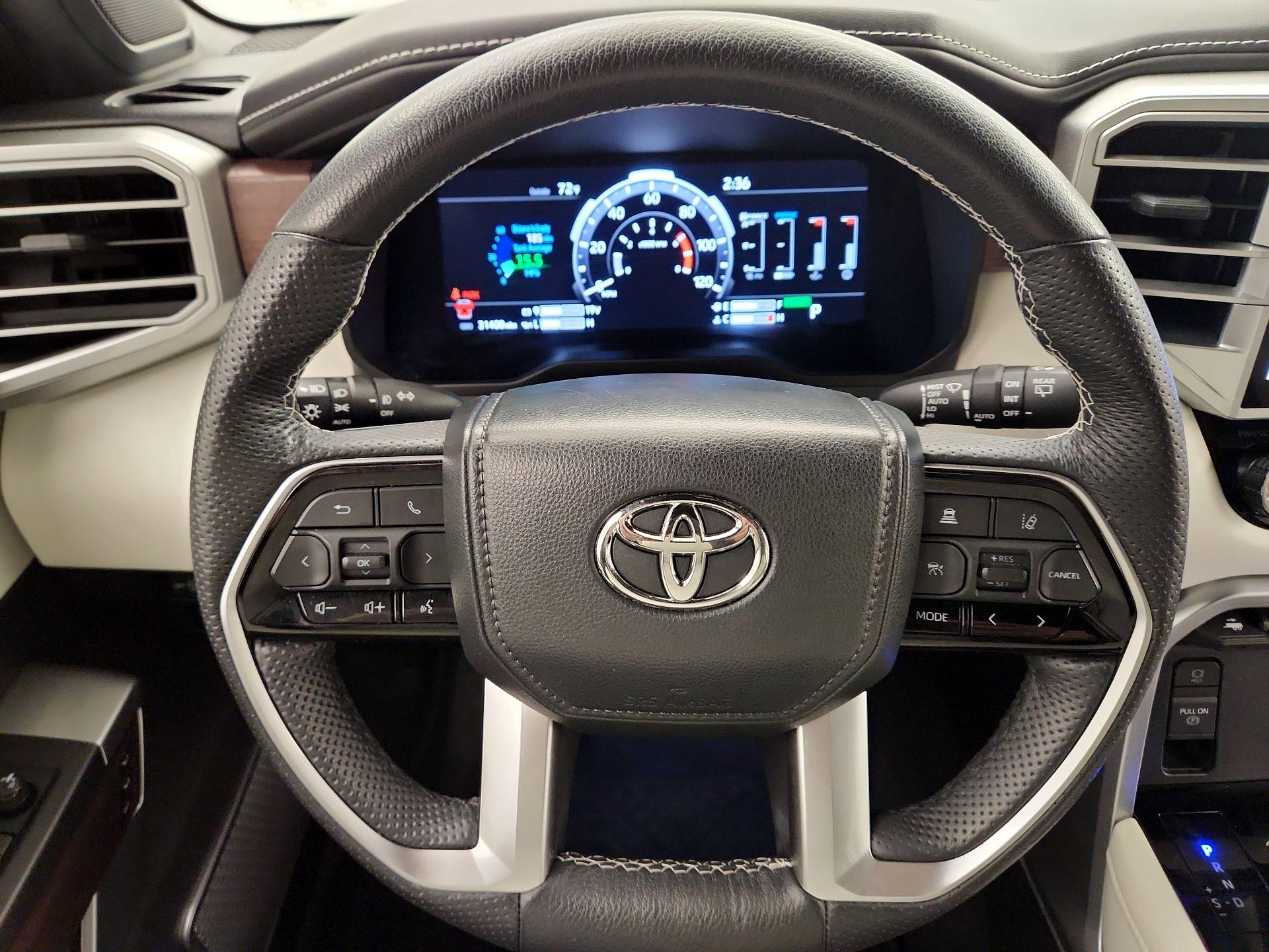 Thumbnail: 2024 Toyota Sequoia - 10
