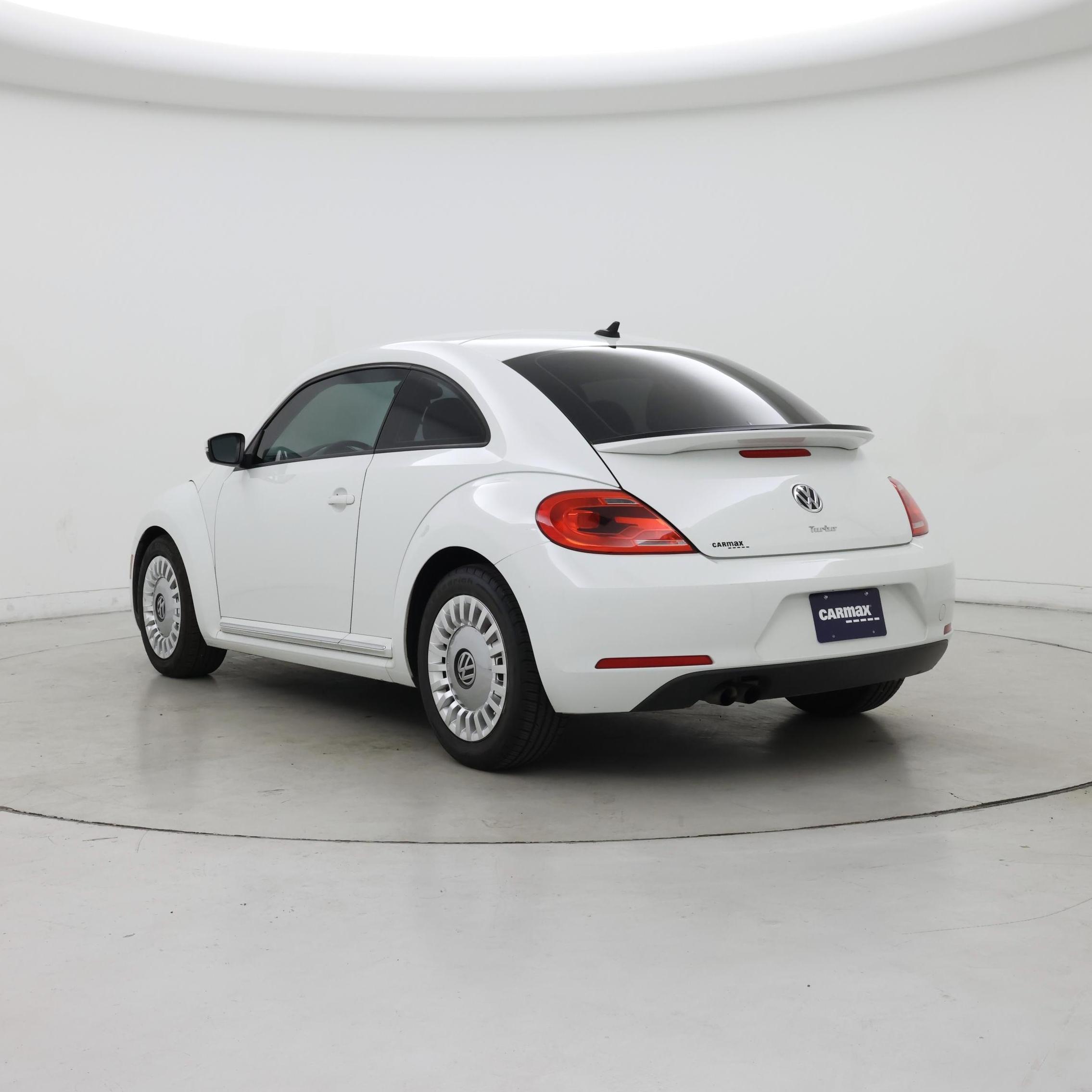 Thumbnail: 2016 Volkswagen Beetle - 2