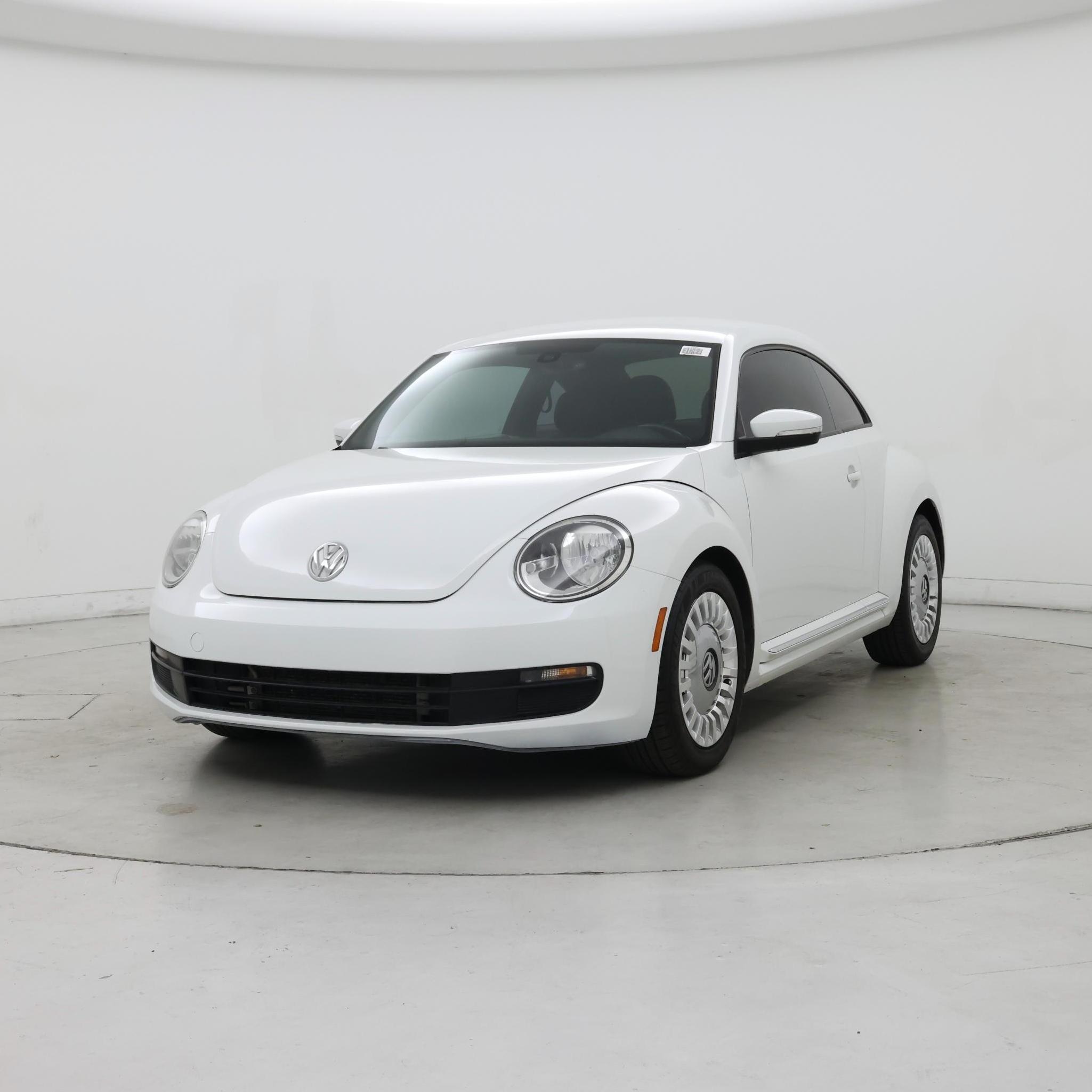 Thumbnail: 2016 Volkswagen Beetle - 4