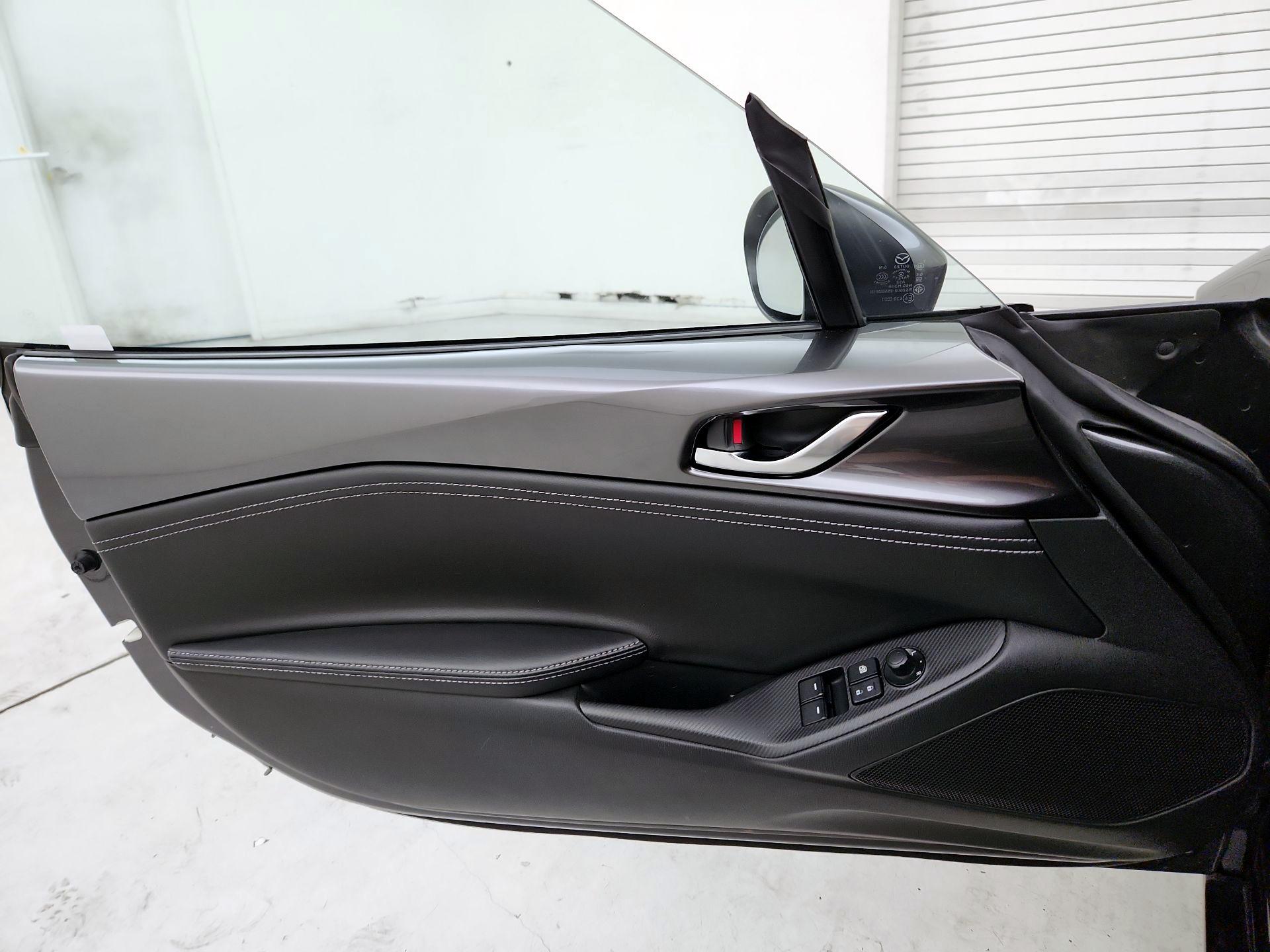 Thumbnail: 2023 Mazda MX-5 Miata - 12