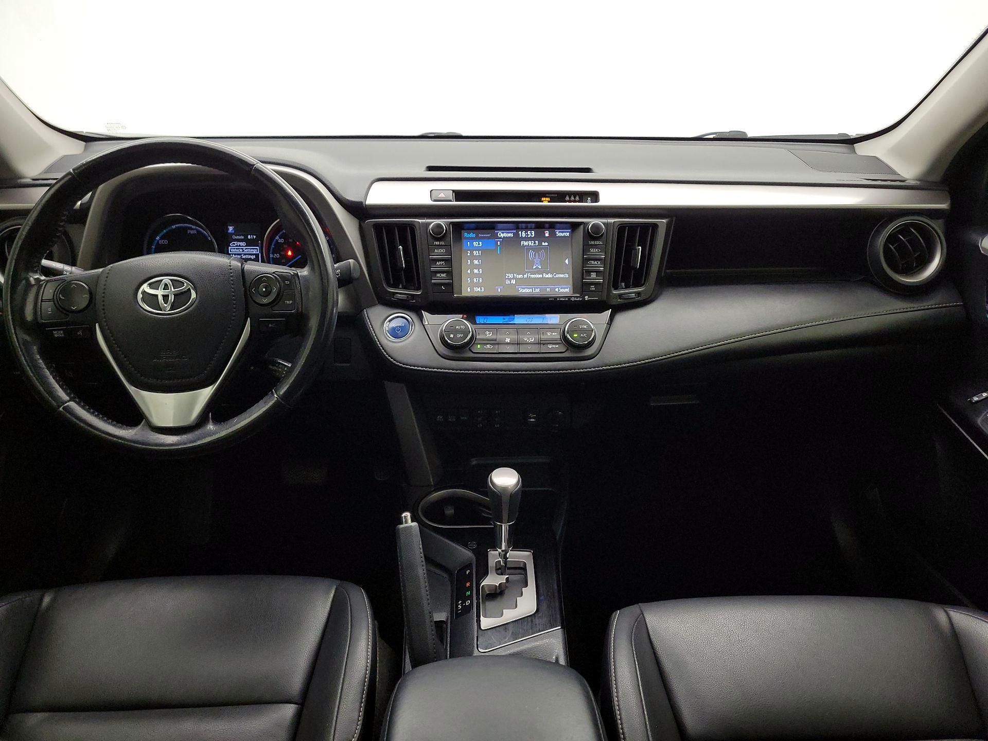 Thumbnail: 2018 Toyota RAV4 - 9