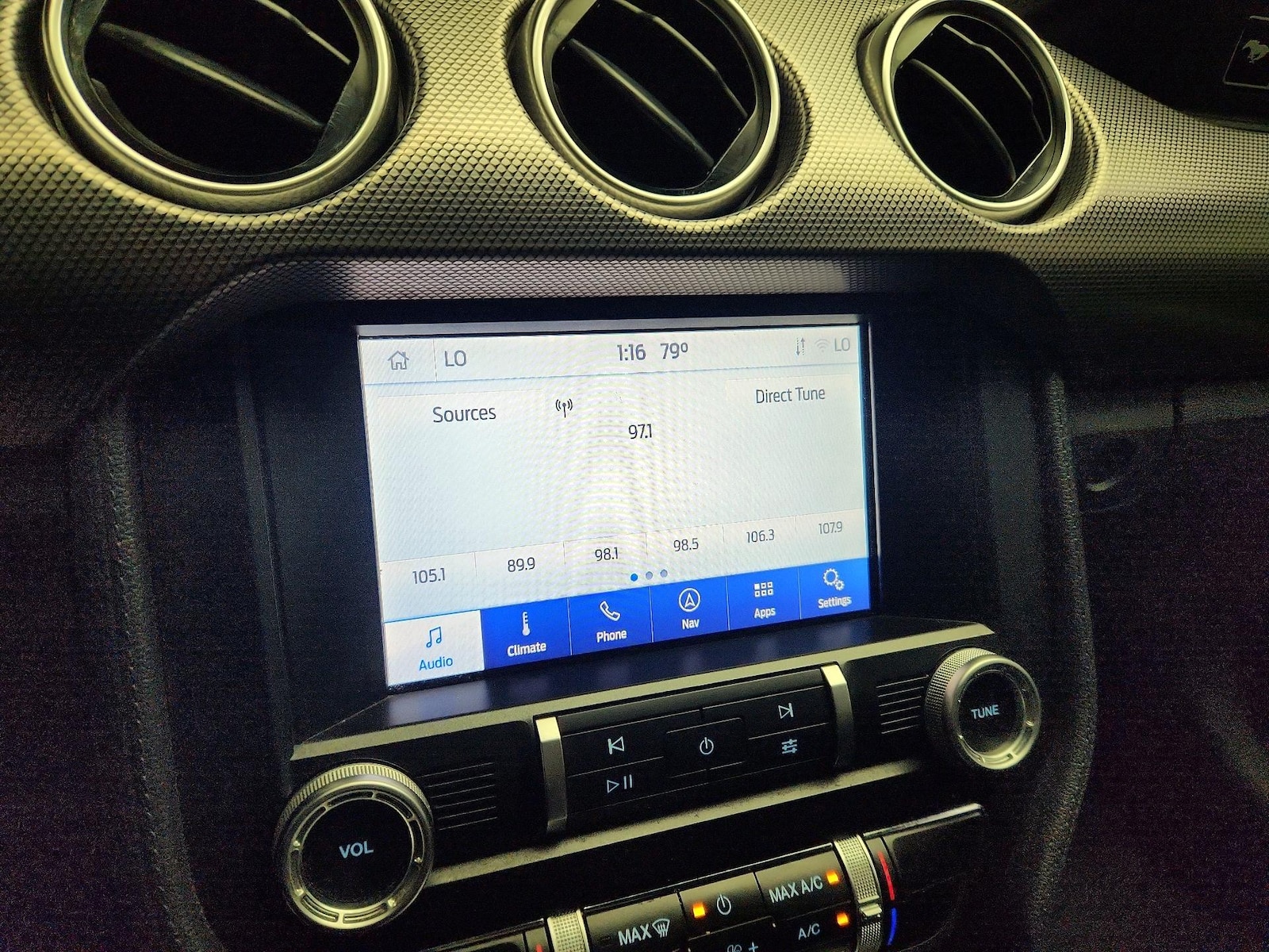 2020 Ford Mustang EcoBoost - Photo 17