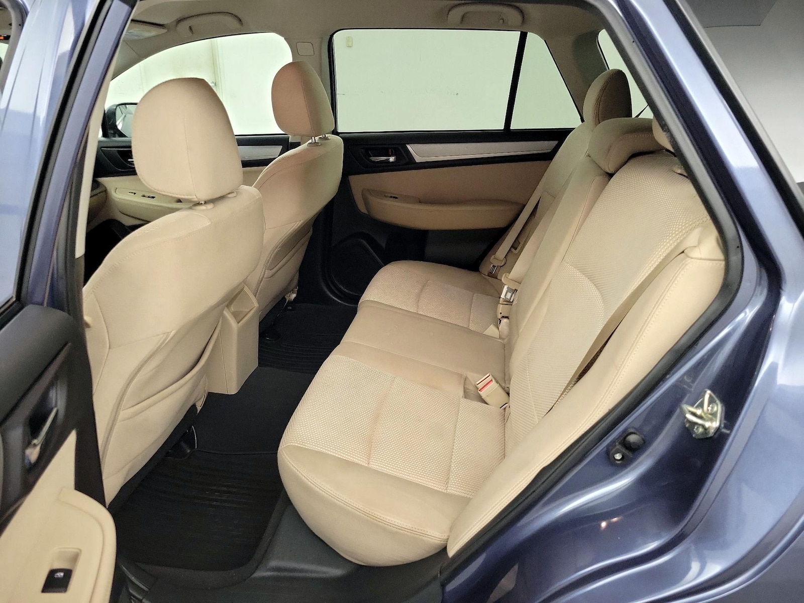 2017 Subaru Outback Premium - Photo 20
