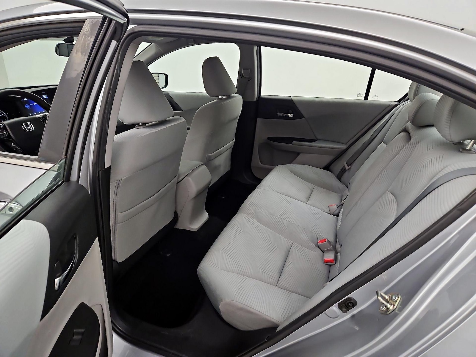 2016 Honda Accord LX - Photo 19