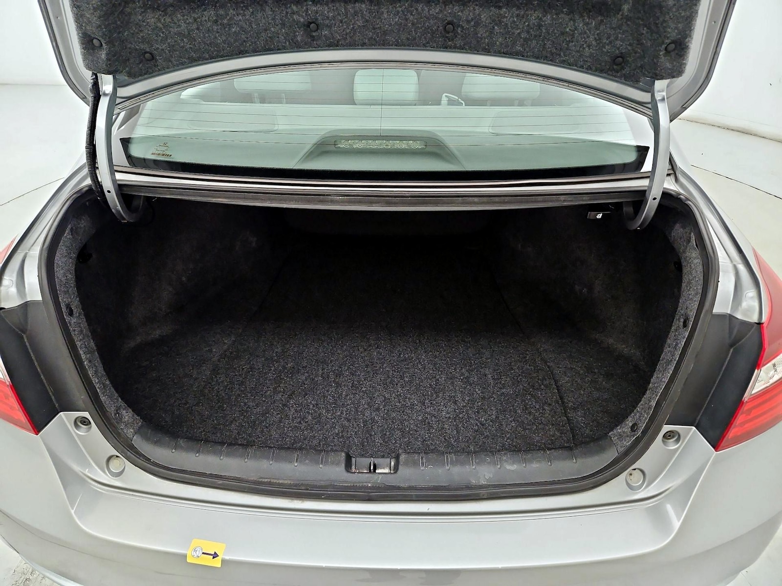 2016 Honda Accord LX - Photo 20