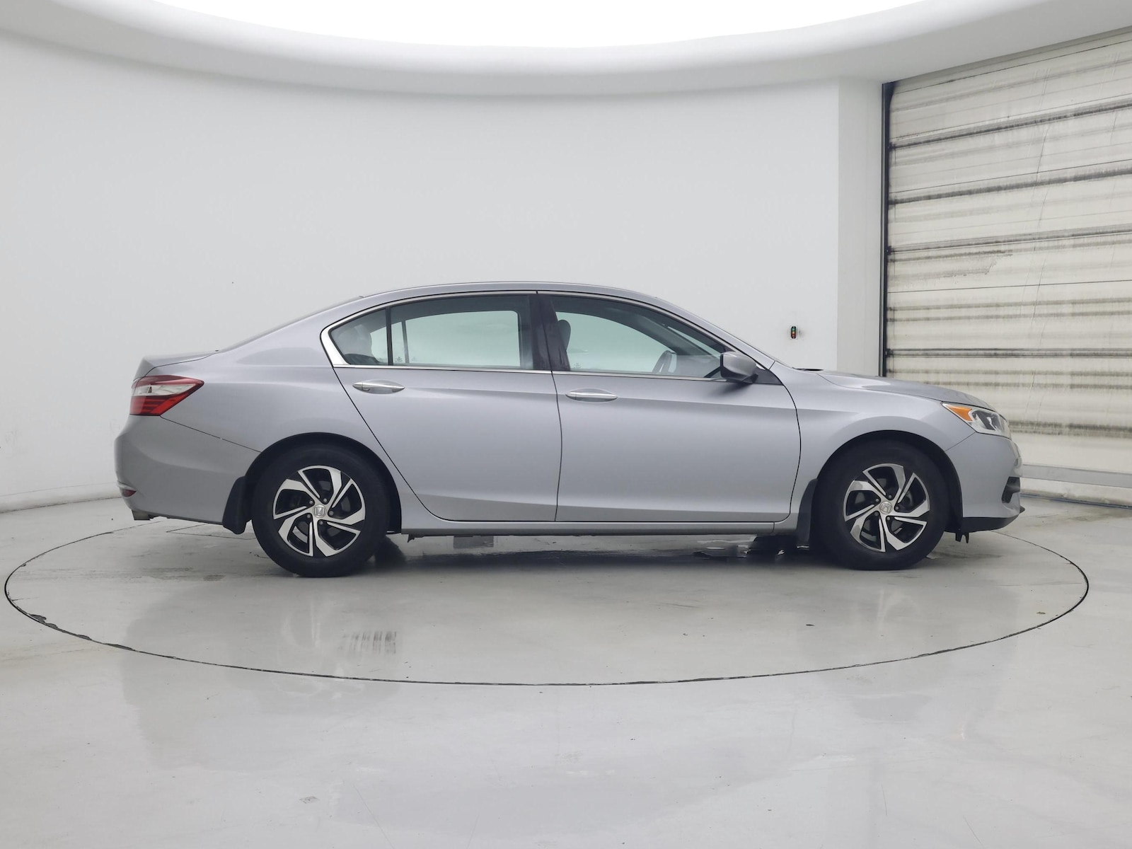 2016 Honda Accord LX - Photo 8