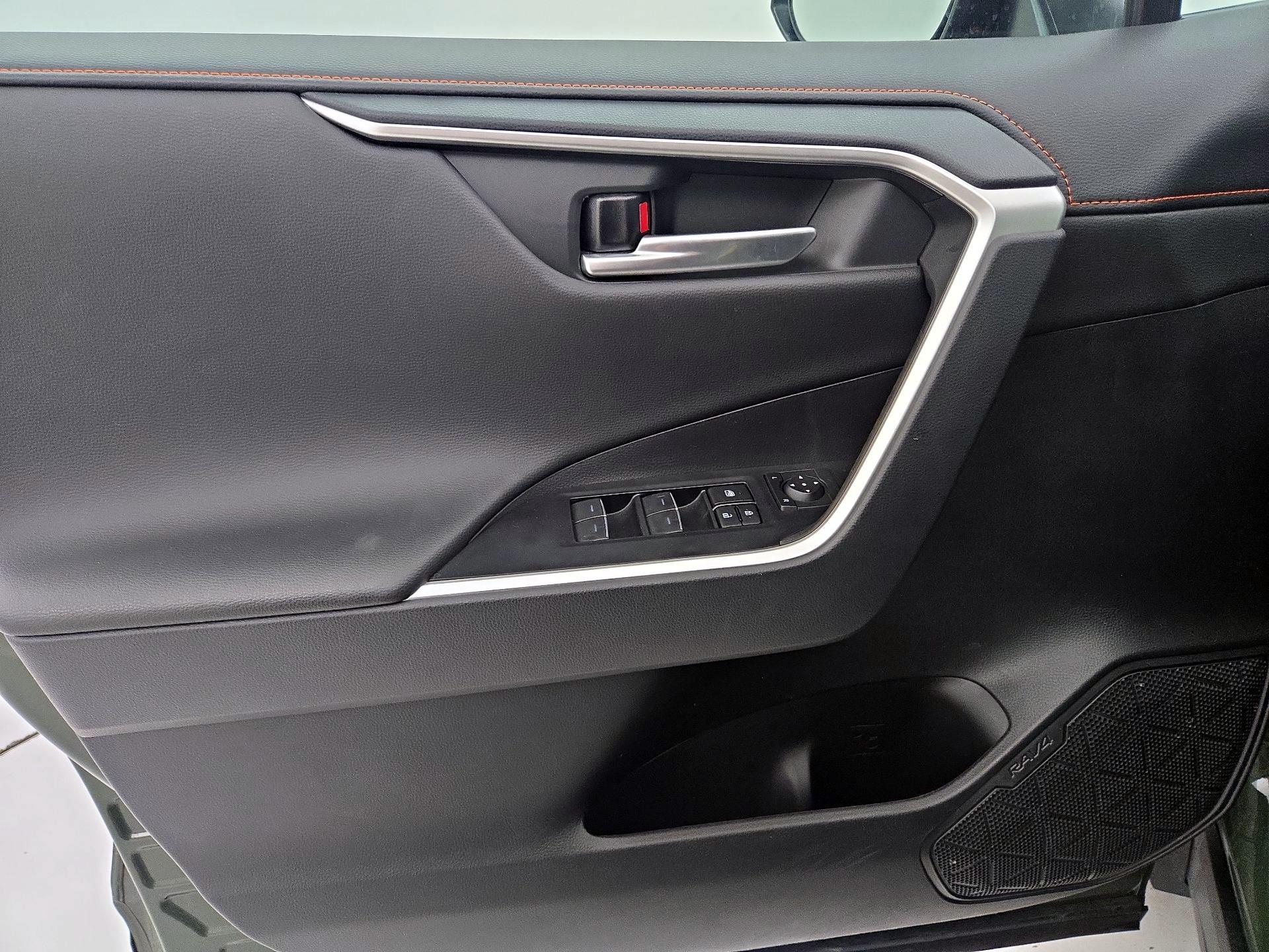 Thumbnail: 2024 Toyota RAV4 - 12