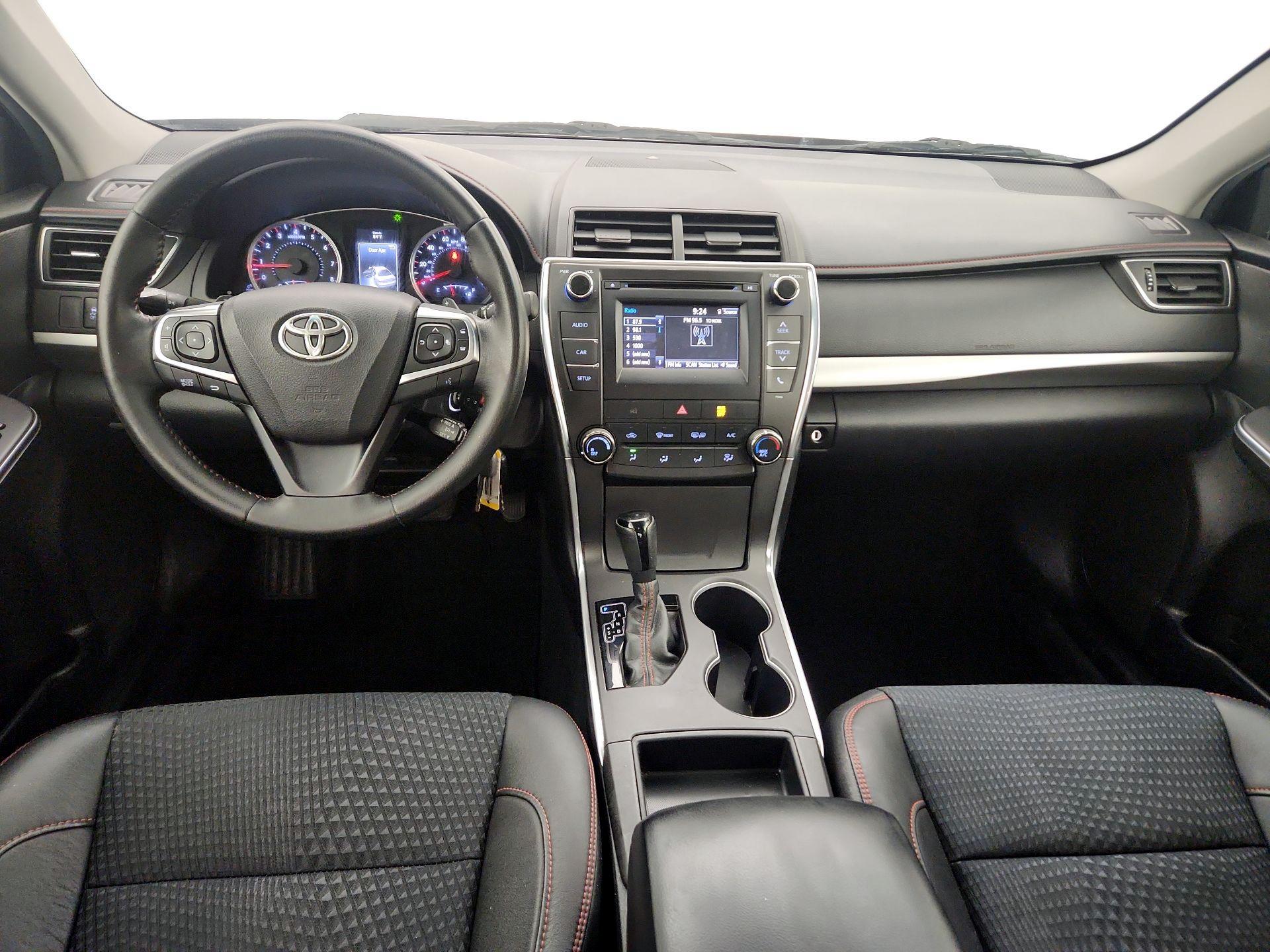 Thumbnail: 2015 Toyota Camry - 9