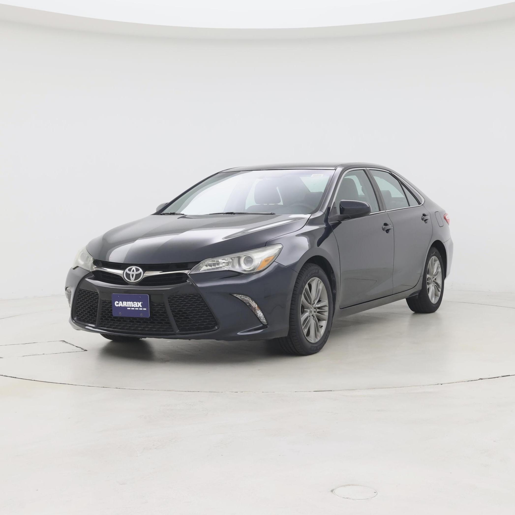 Thumbnail: 2015 Toyota Camry - 4