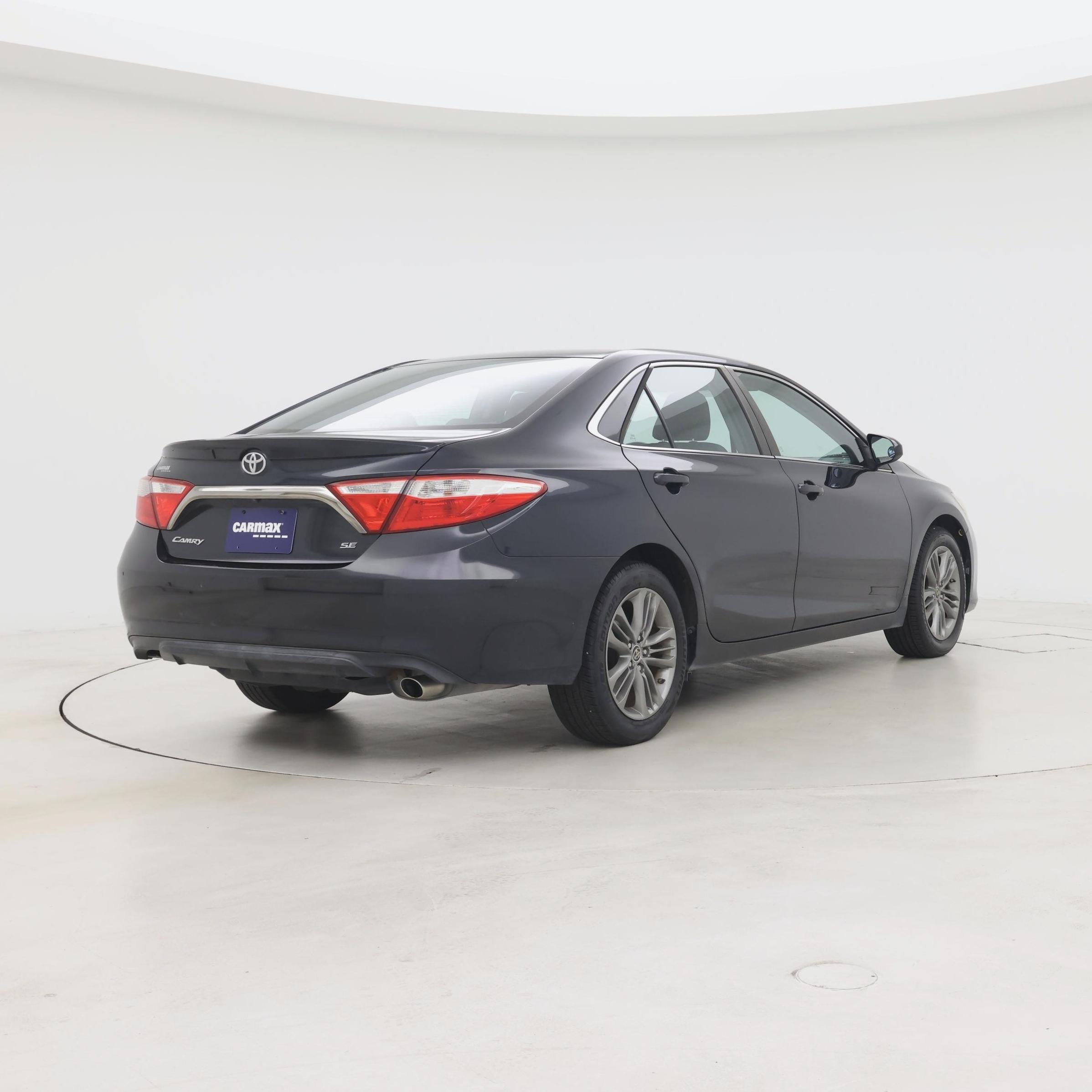 Thumbnail: 2015 Toyota Camry - 8