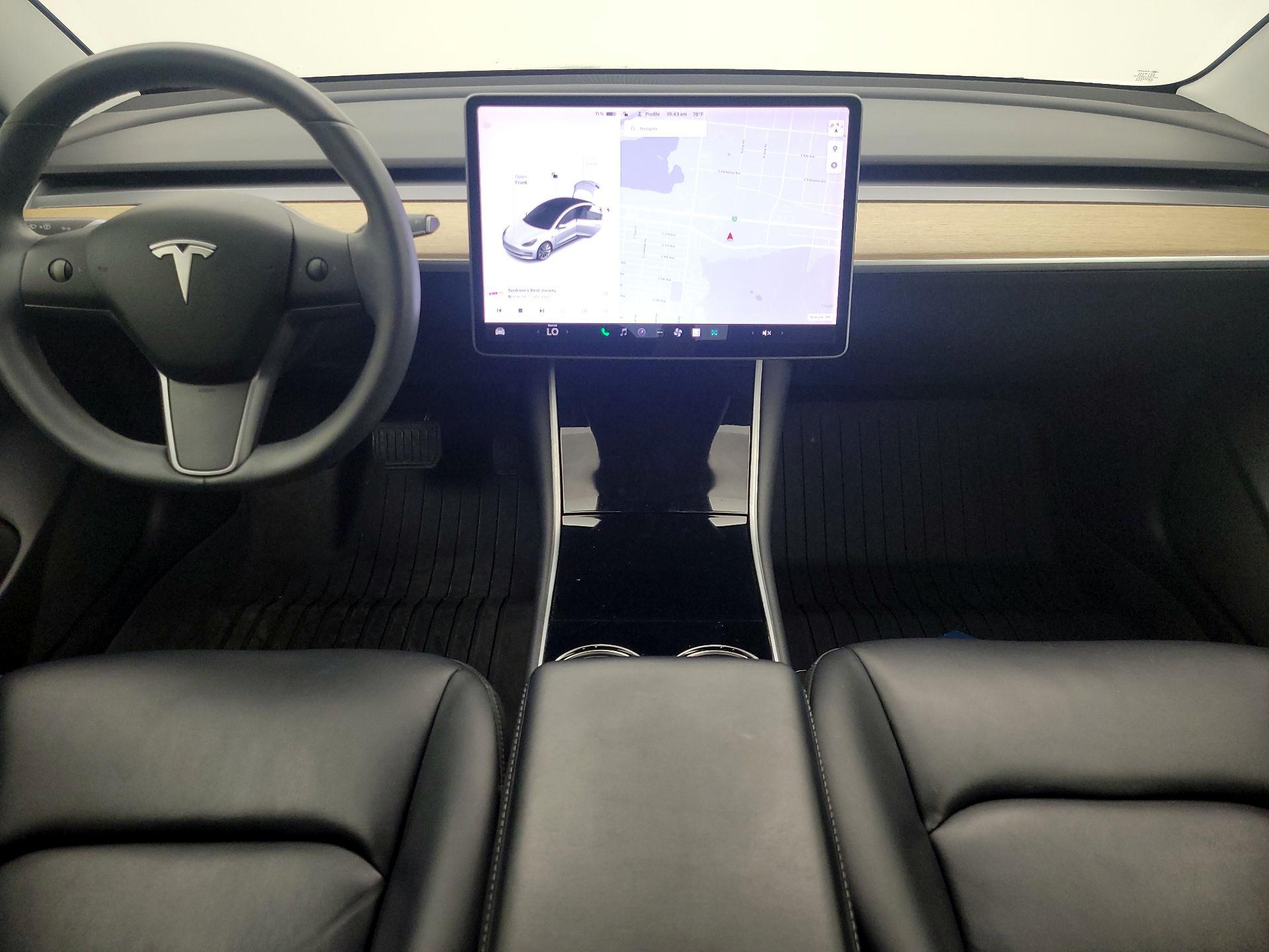 Thumbnail: 2020 Tesla Model 3 - 9
