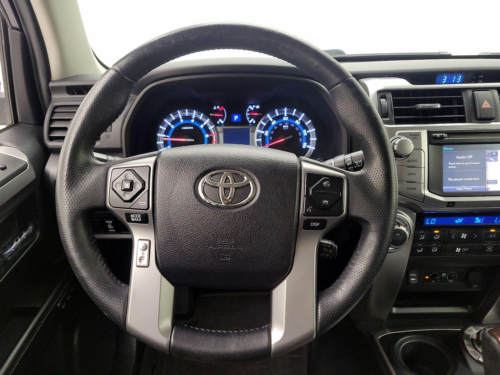 Thumbnail: 2014 Toyota 4Runner - 10
