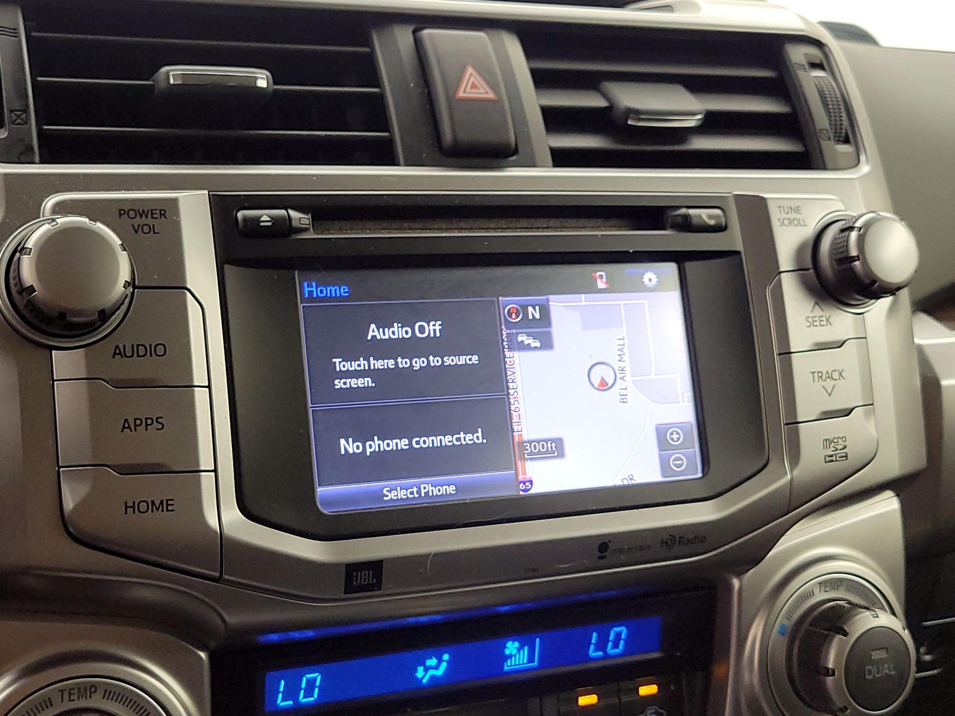Thumbnail: 2014 Toyota 4Runner - 15