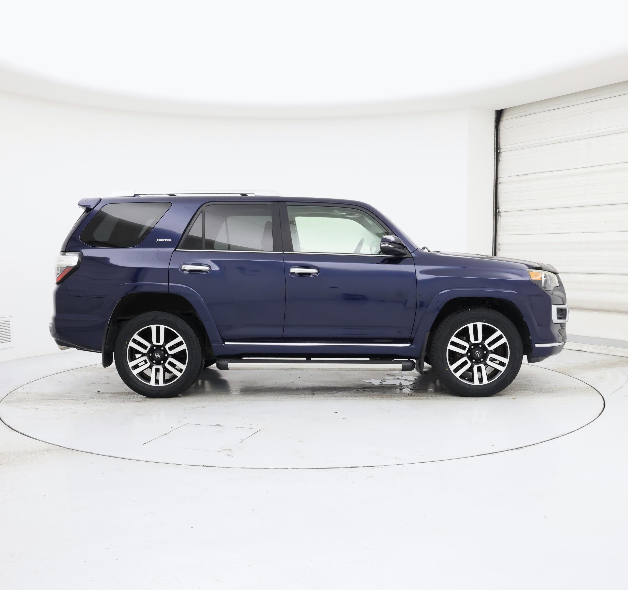 Thumbnail: 2014 Toyota 4Runner - 7