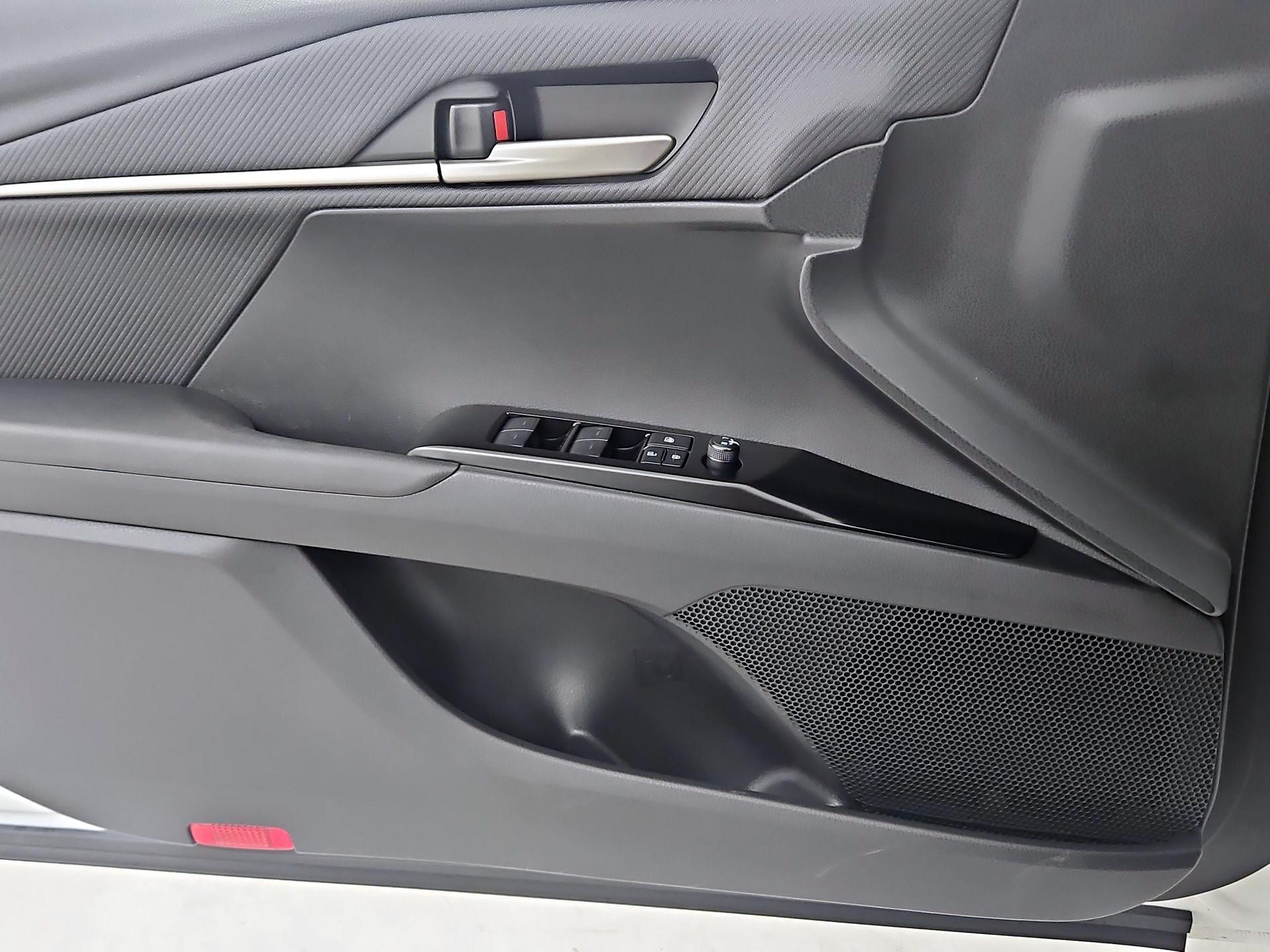 Thumbnail: 2026 Toyota Camry - 12