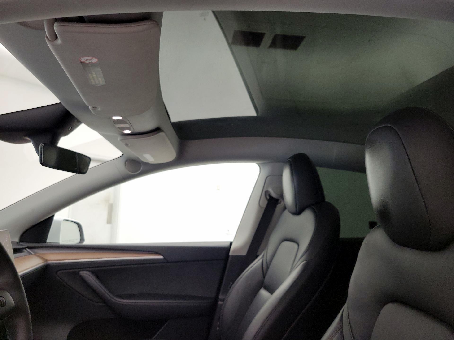 Thumbnail: 2023 Tesla Model Y - 18