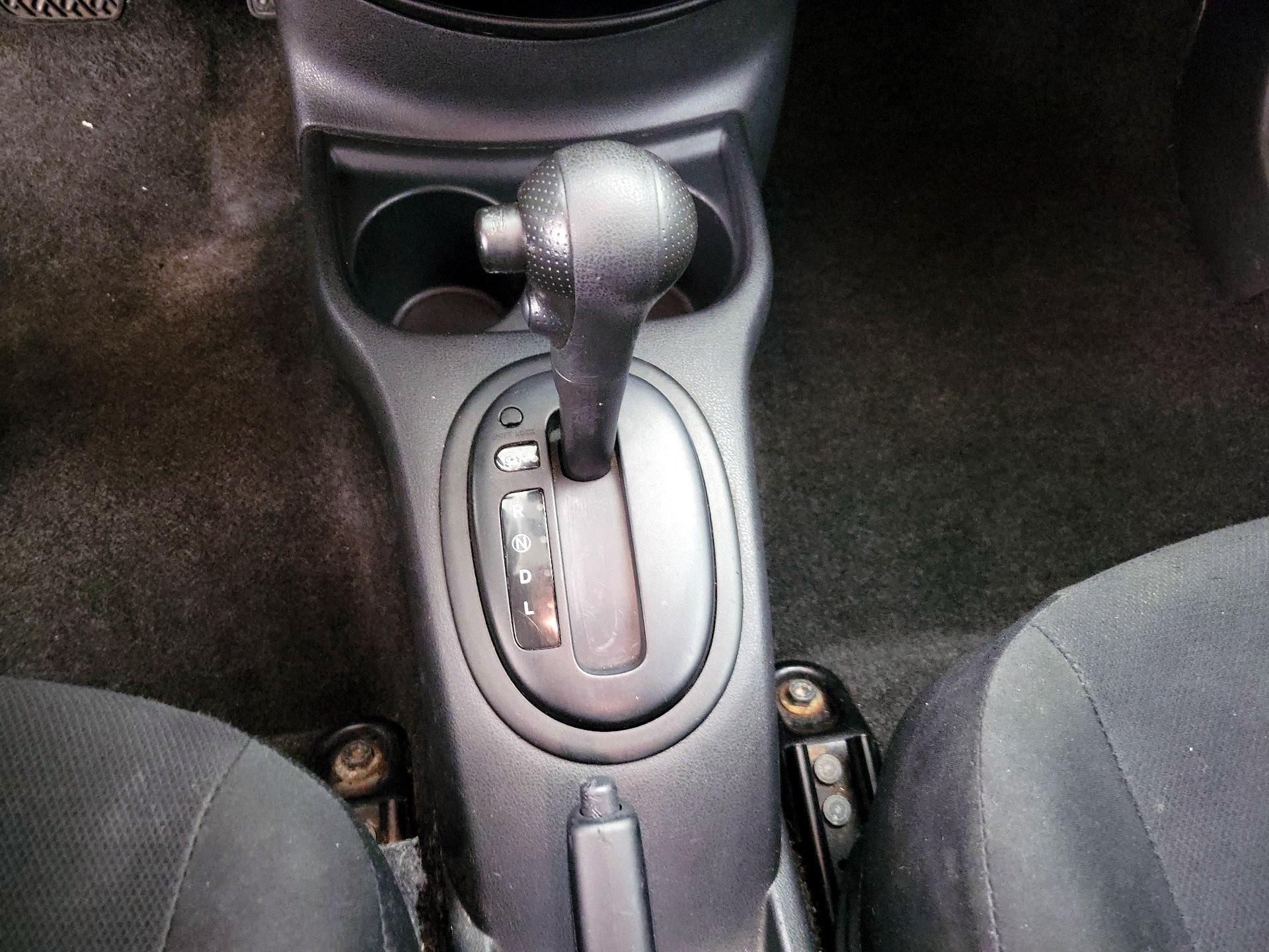 Thumbnail: 2015 Nissan Versa Note - 16
