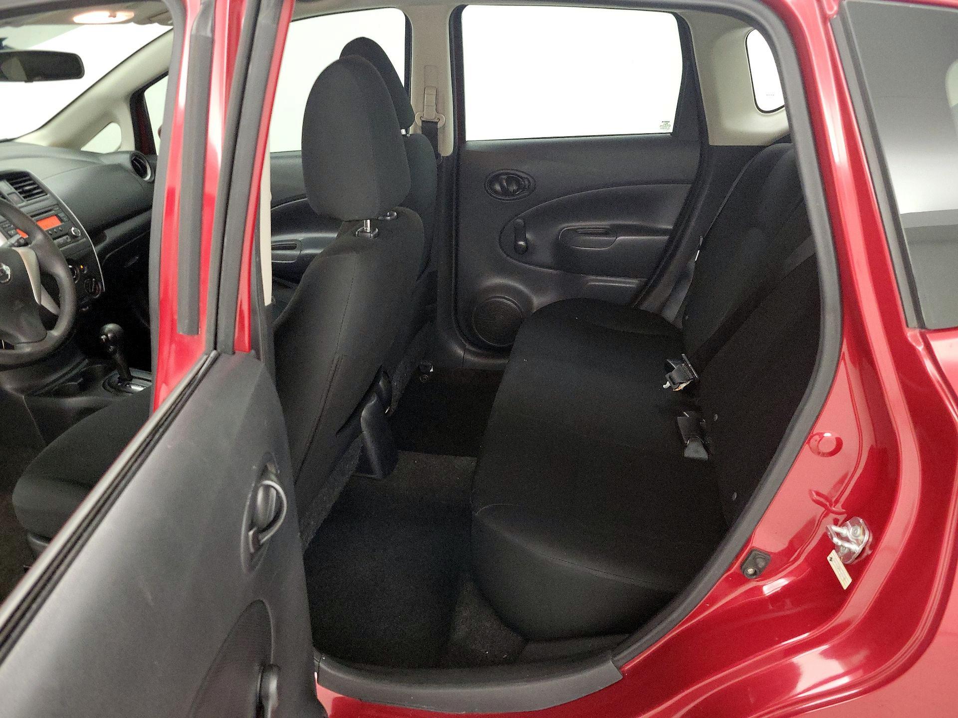 Thumbnail: 2015 Nissan Versa Note - 17