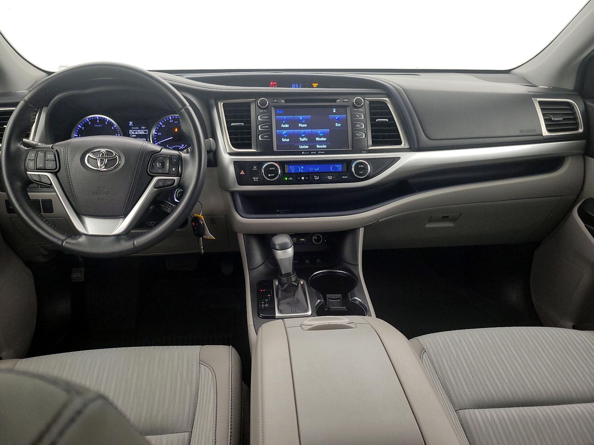 Thumbnail: 2019 Toyota Highlander - 9