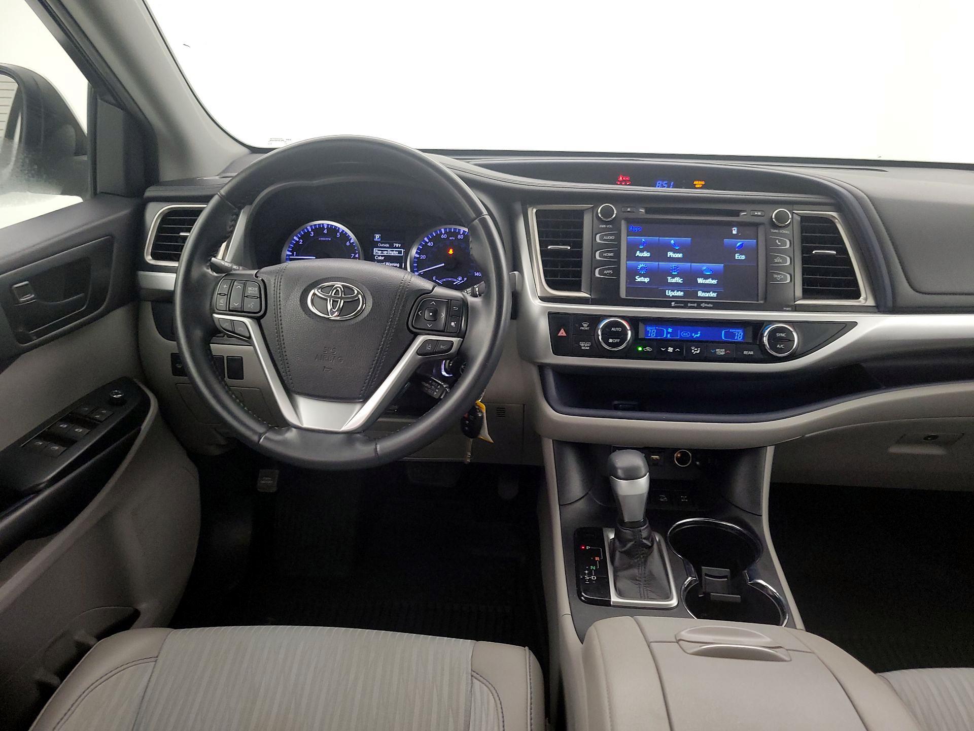 Thumbnail: 2019 Toyota Highlander - 10