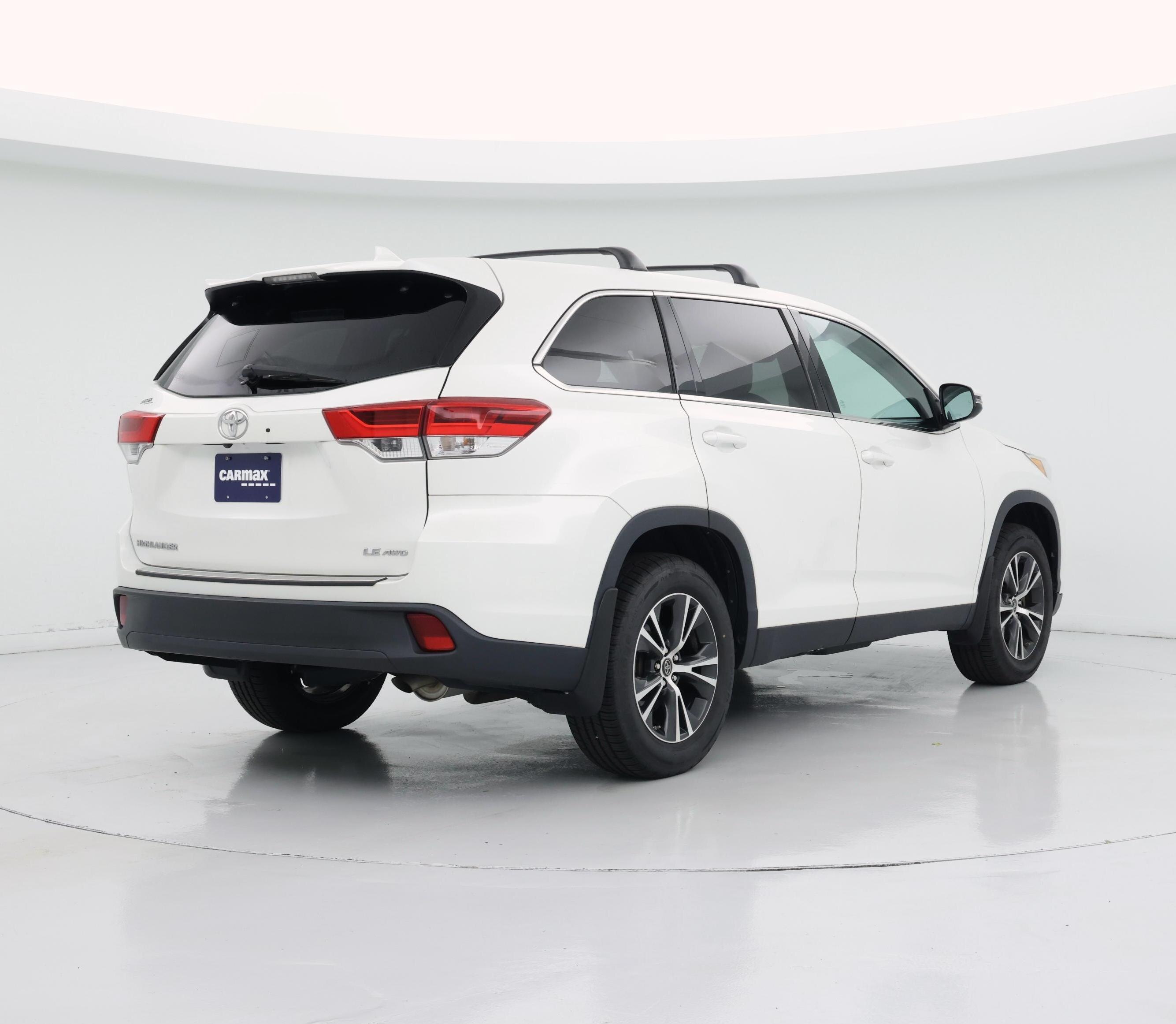 Thumbnail: 2019 Toyota Highlander - 8