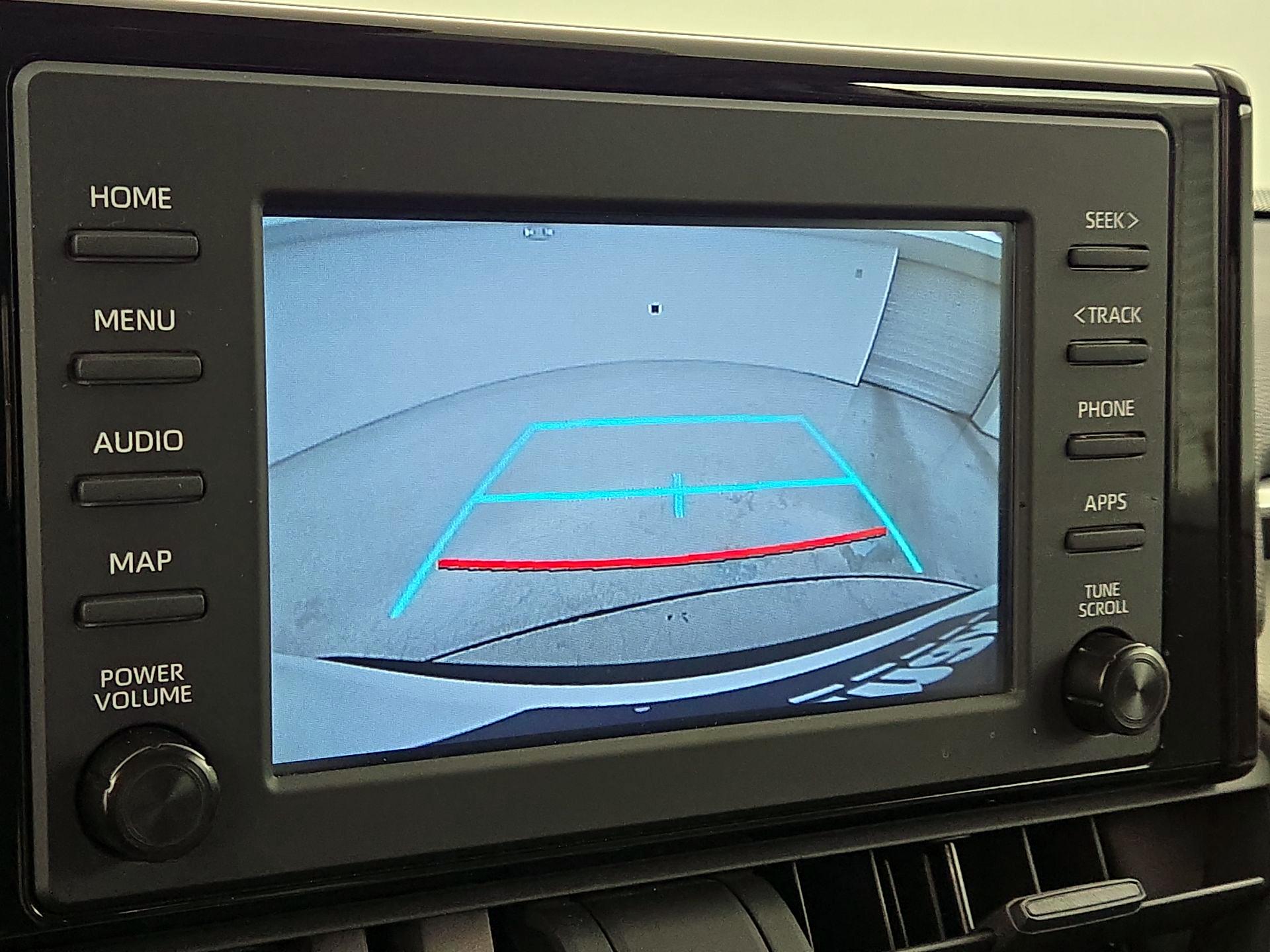 Thumbnail: 2019 Toyota RAV4 - 14