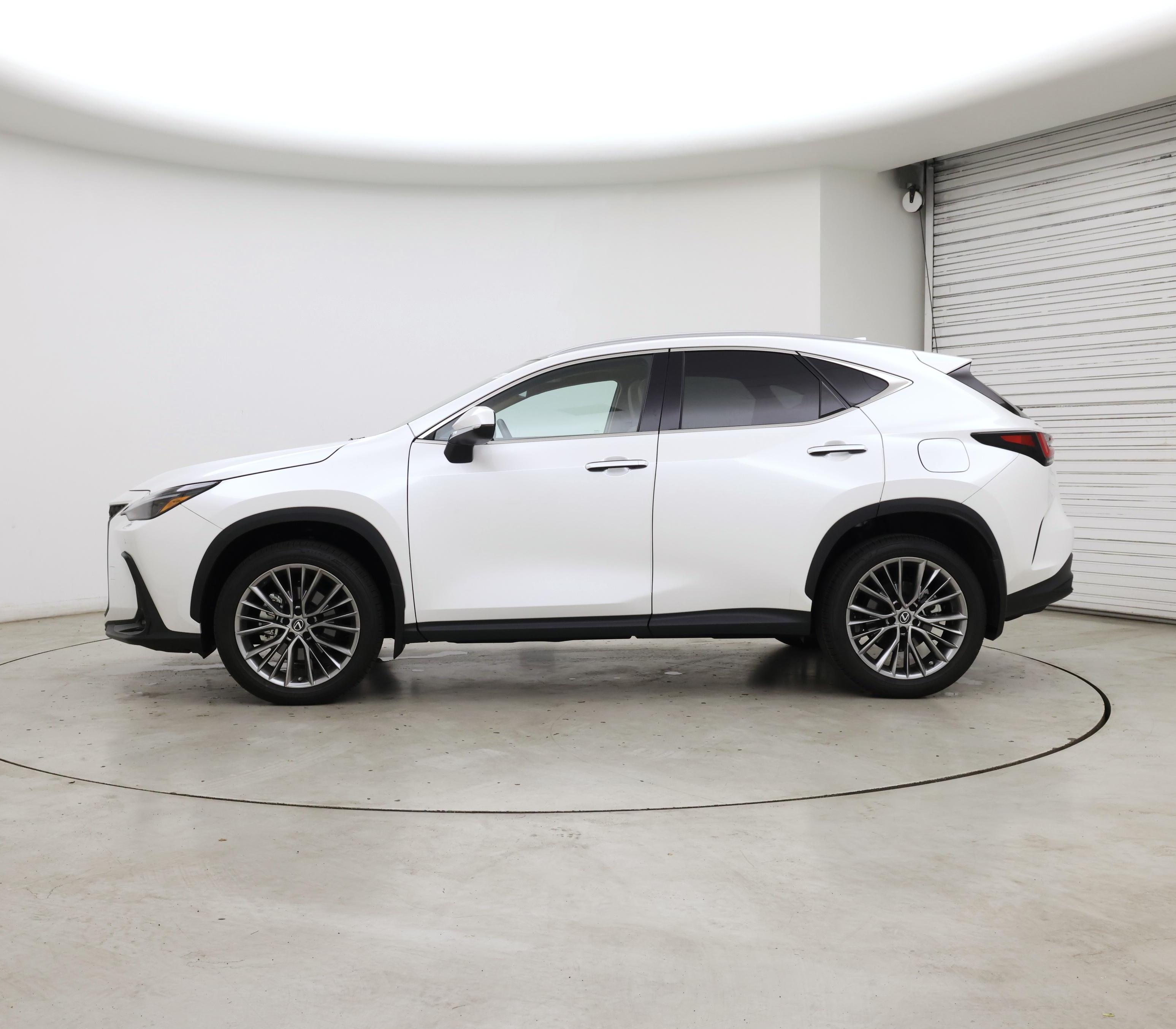Thumbnail: 2022 Lexus NX - 3