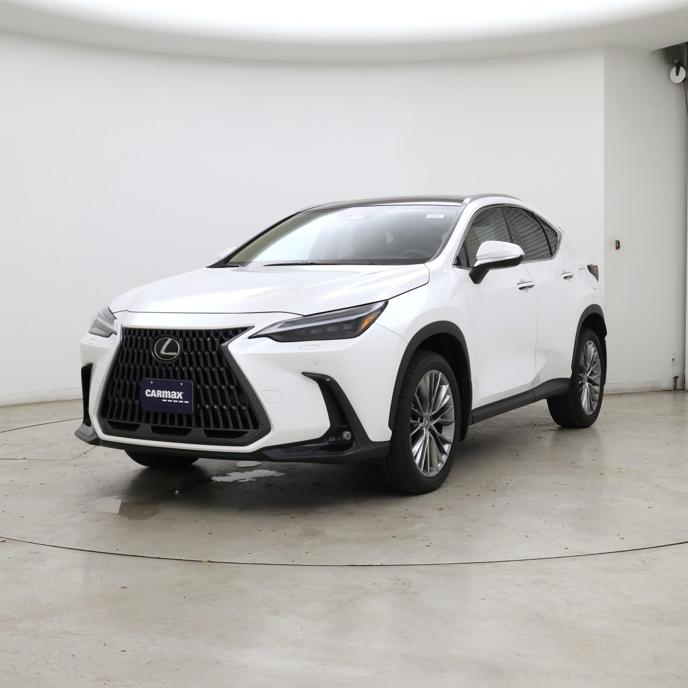 Thumbnail: 2022 Lexus NX - 4