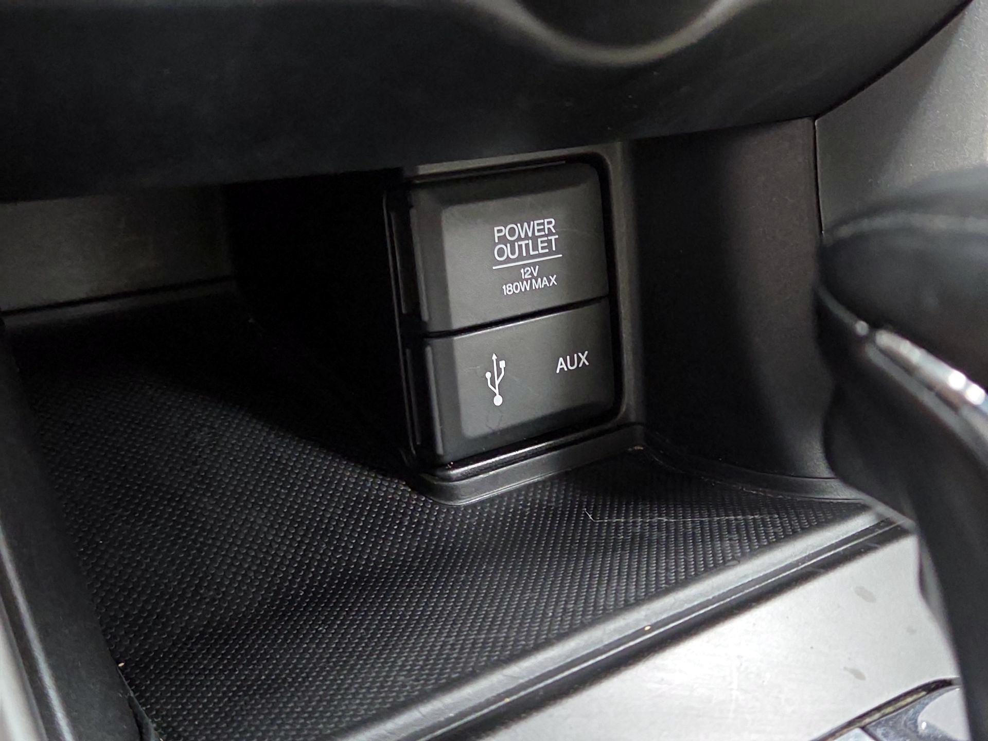 Thumbnail: 2015 Honda Accord - 18