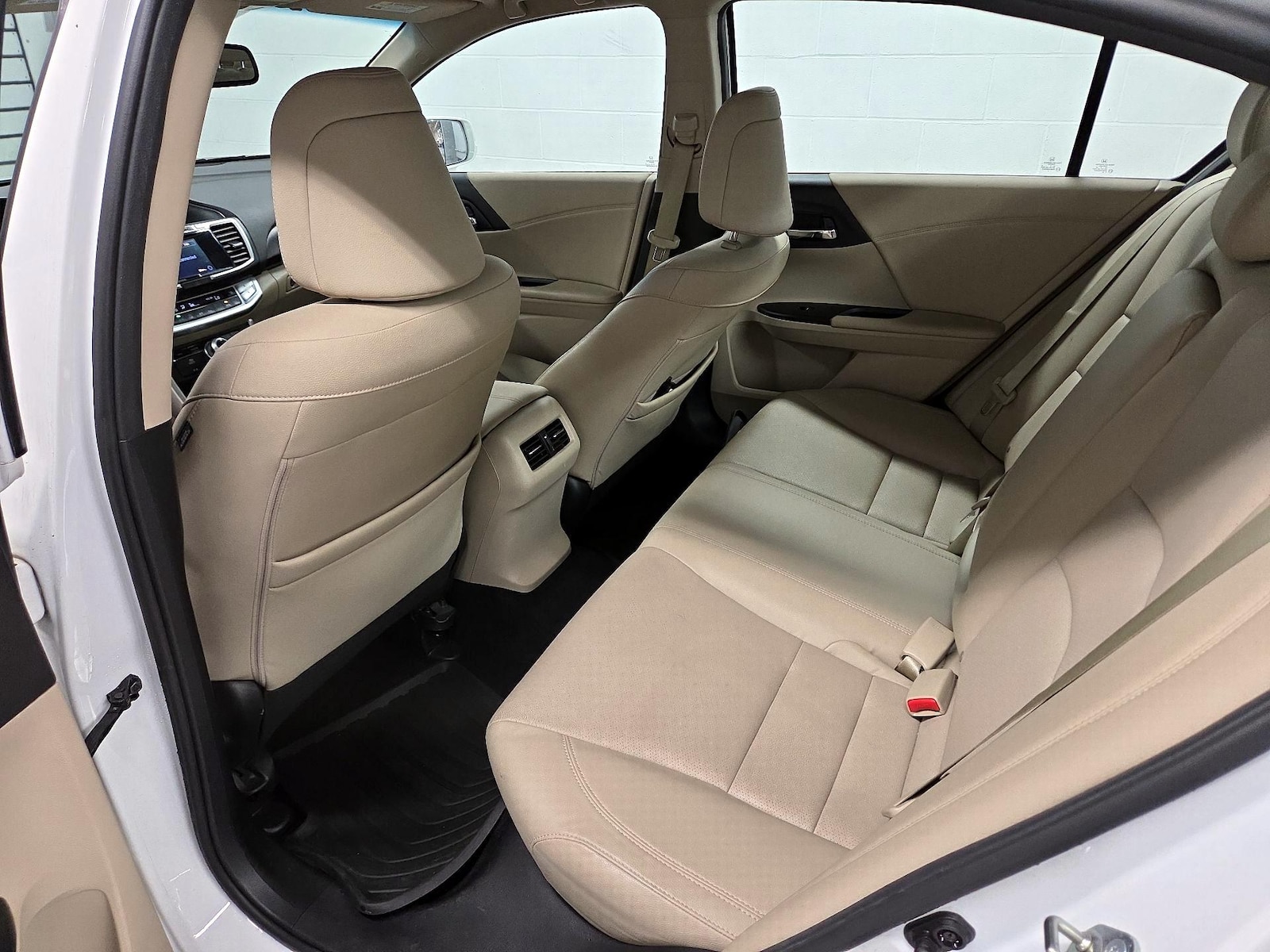 2015 Honda Accord Touring - Photo 20