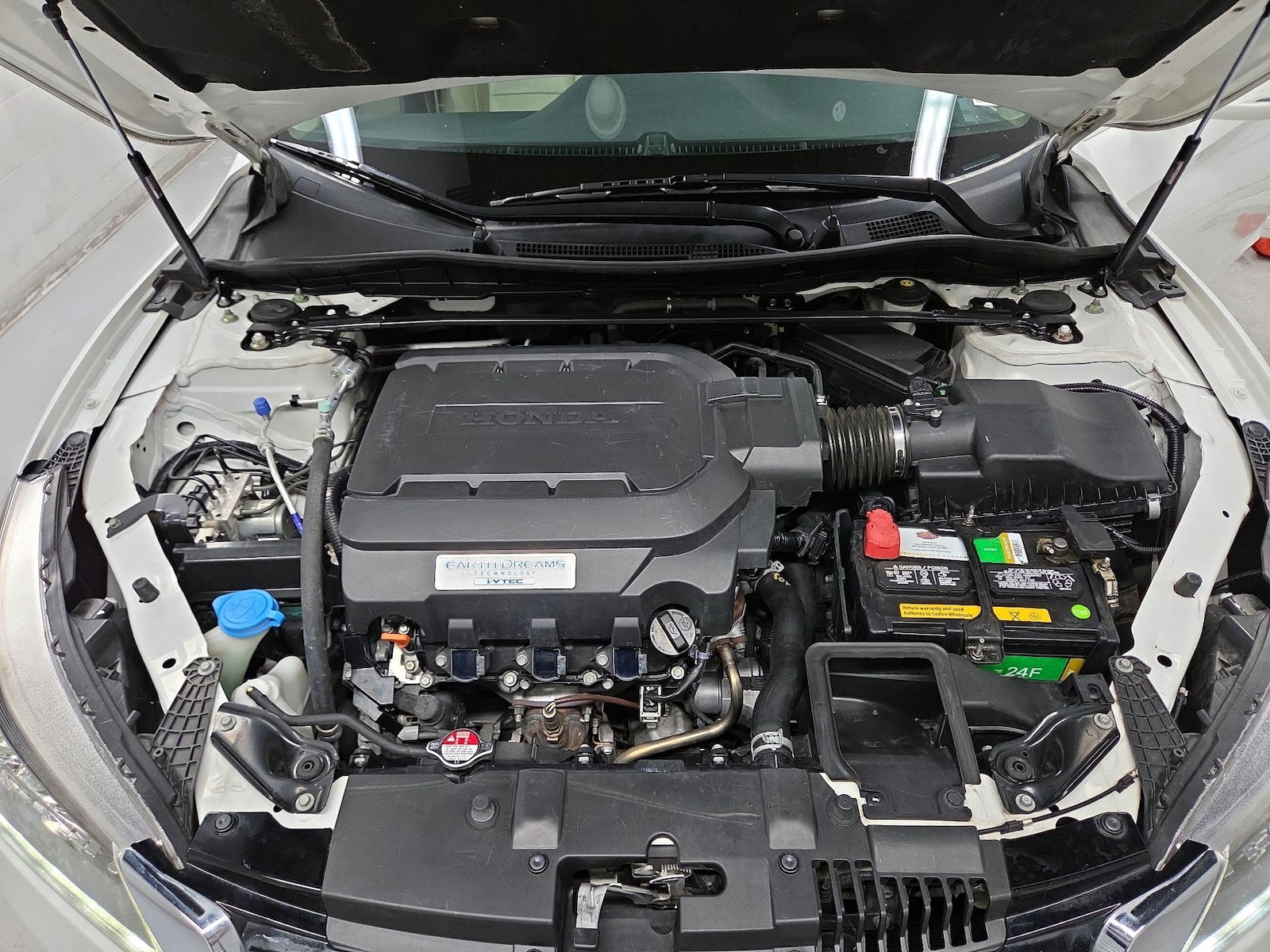 2015 Honda Accord Touring - Photo 22