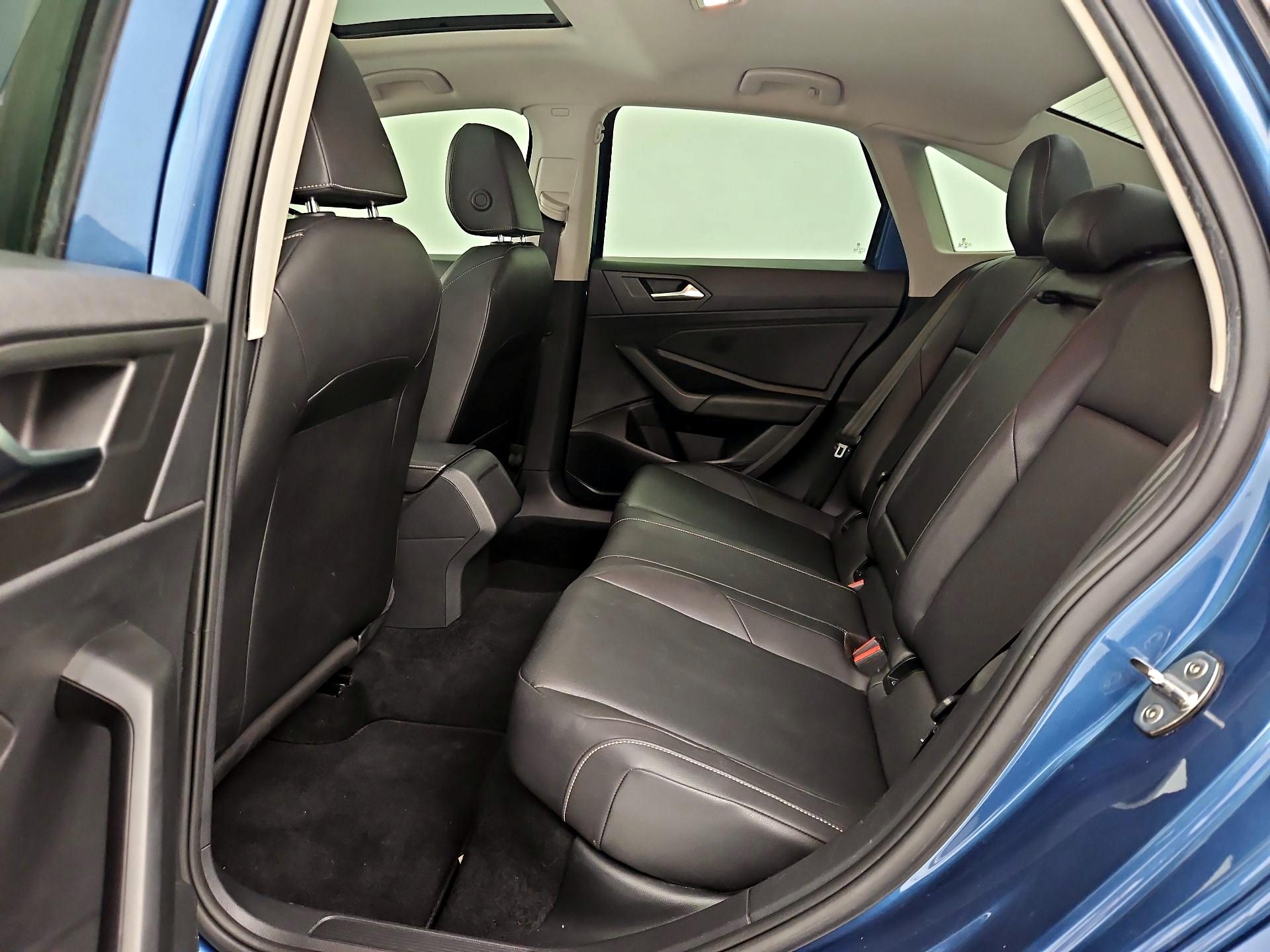 Thumbnail: 2019 Volkswagen Jetta - 20