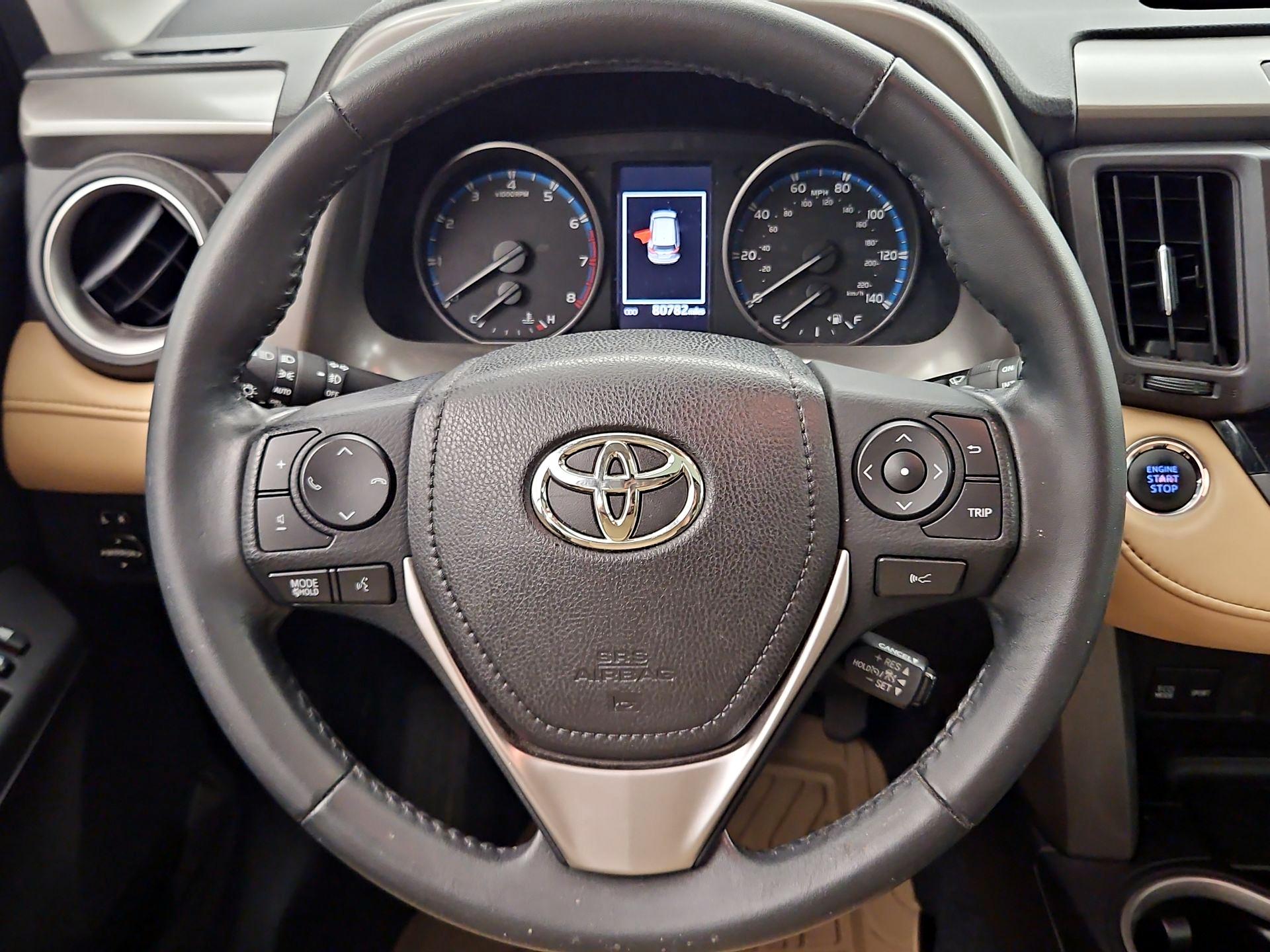 Thumbnail: 2018 Toyota RAV4 - 10