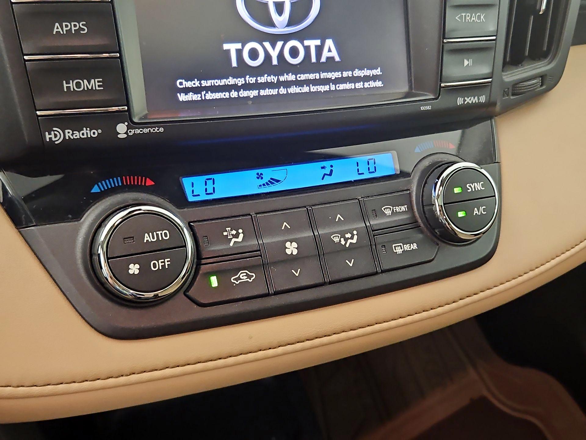 Thumbnail: 2018 Toyota RAV4 - 16