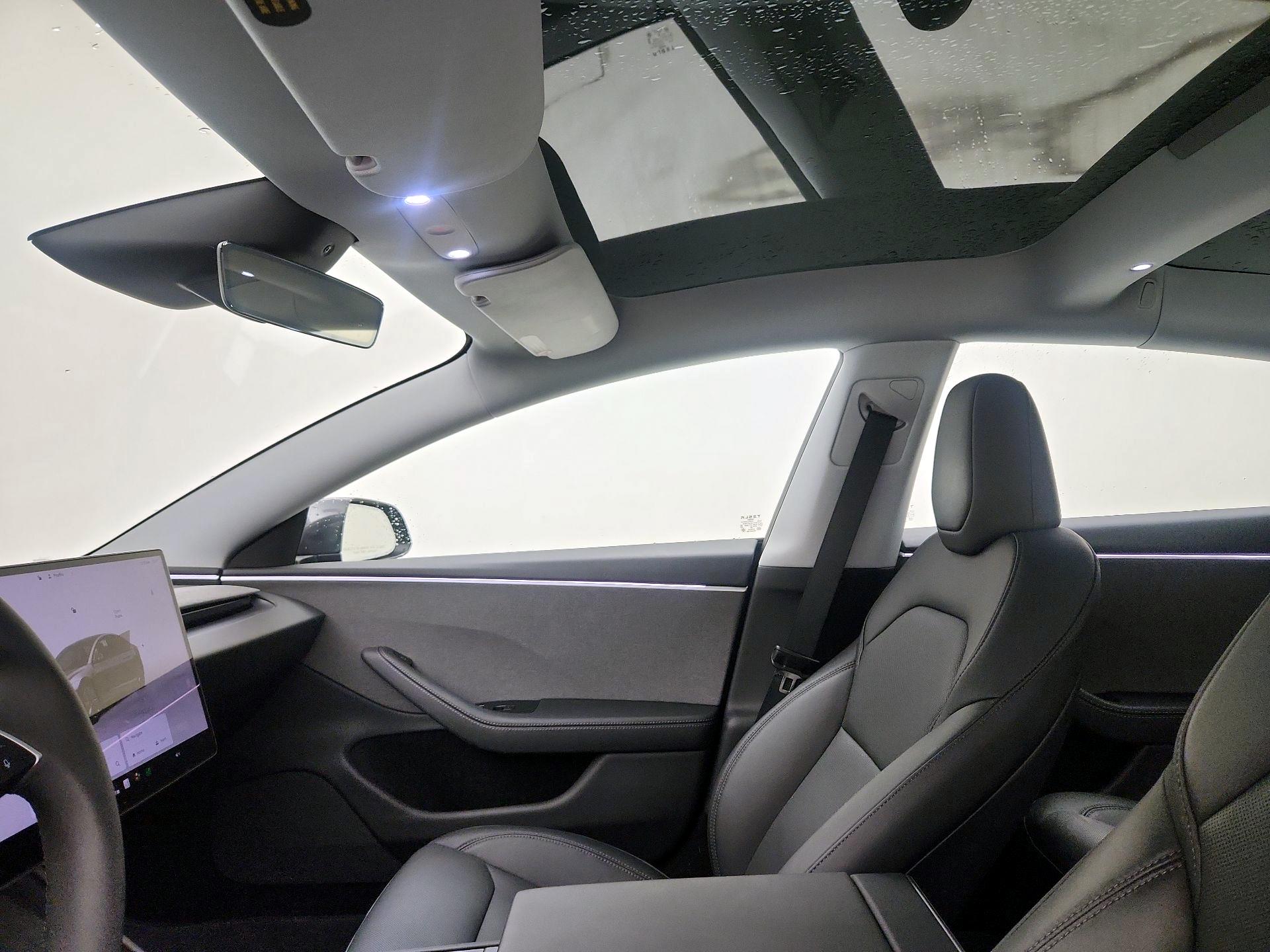 Thumbnail: 2025 Tesla Model 3 - 19