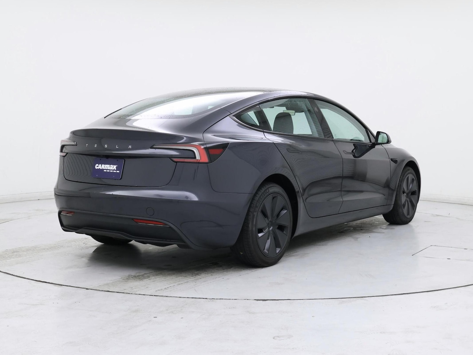 2025 Tesla Model 3 Long Range - Photo 9